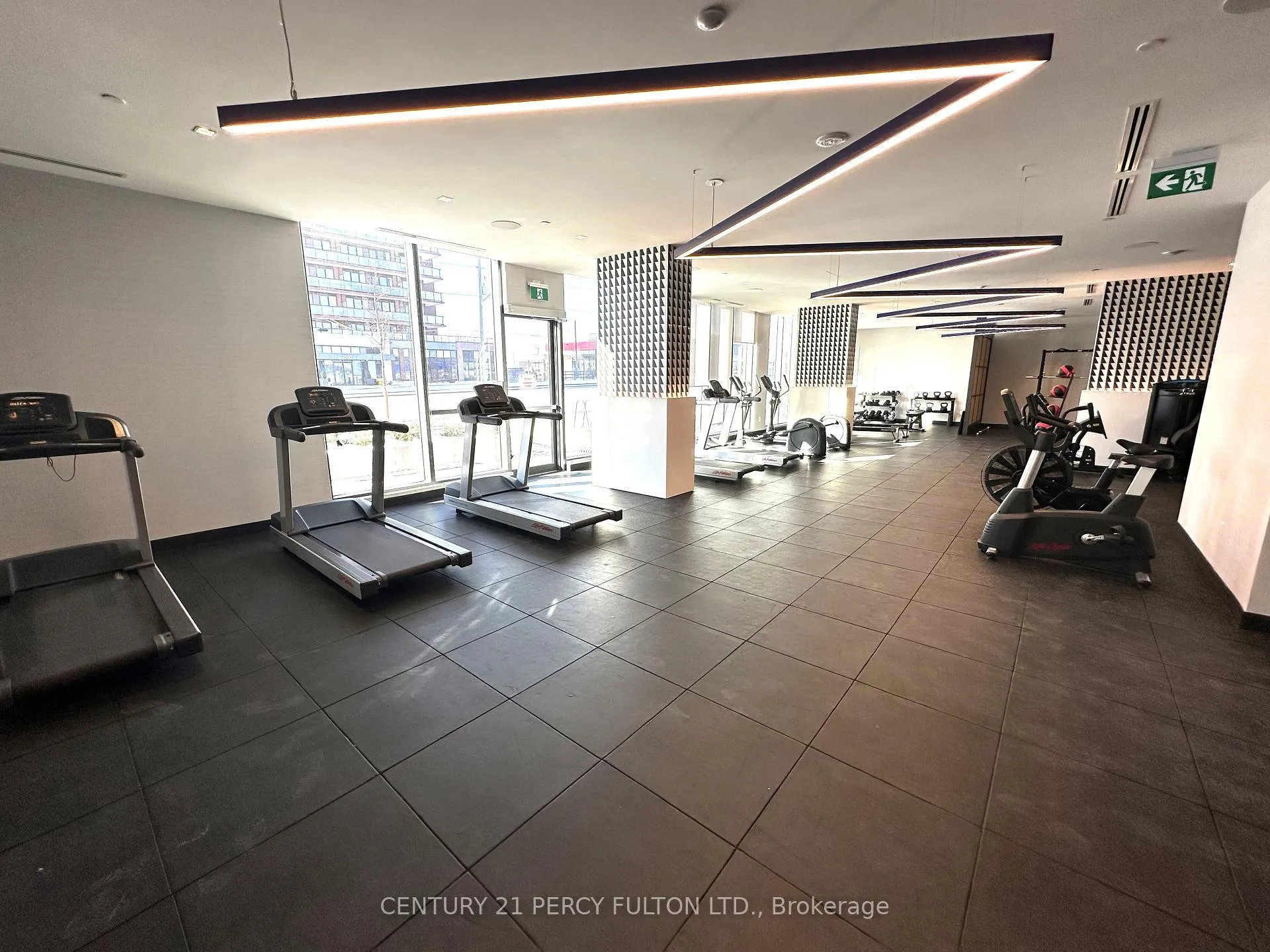 Photo 8 of Unit 513, 2545 Simcoe Street N, Oshawa, Windfields — HOMEH