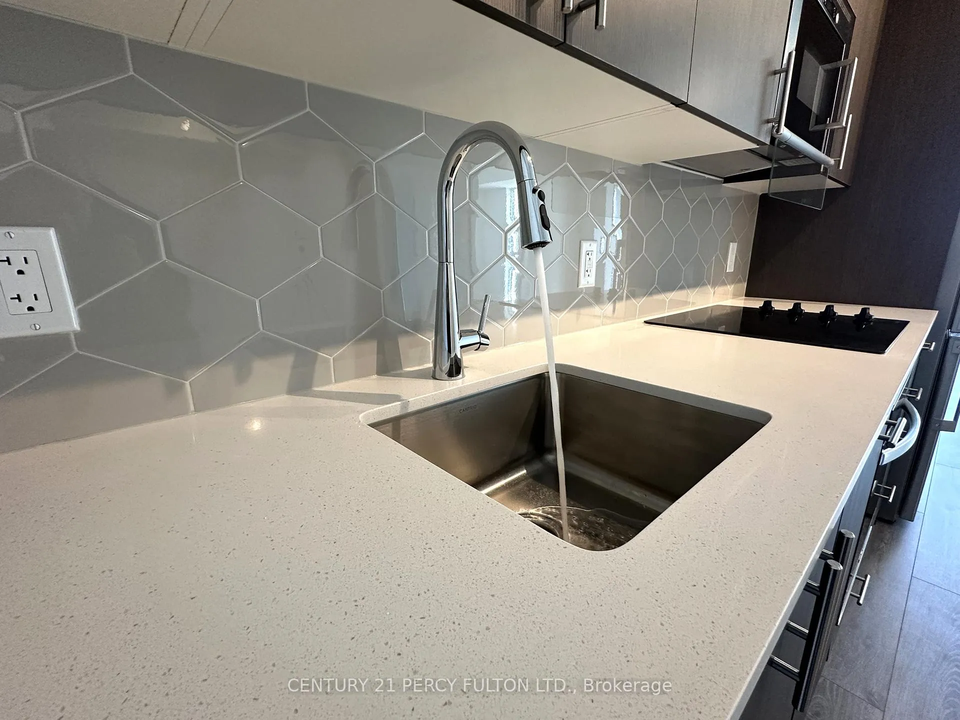 Photo 11 of Unit 513, 2545 Simcoe Street N, Oshawa, Windfields — HOMEH
