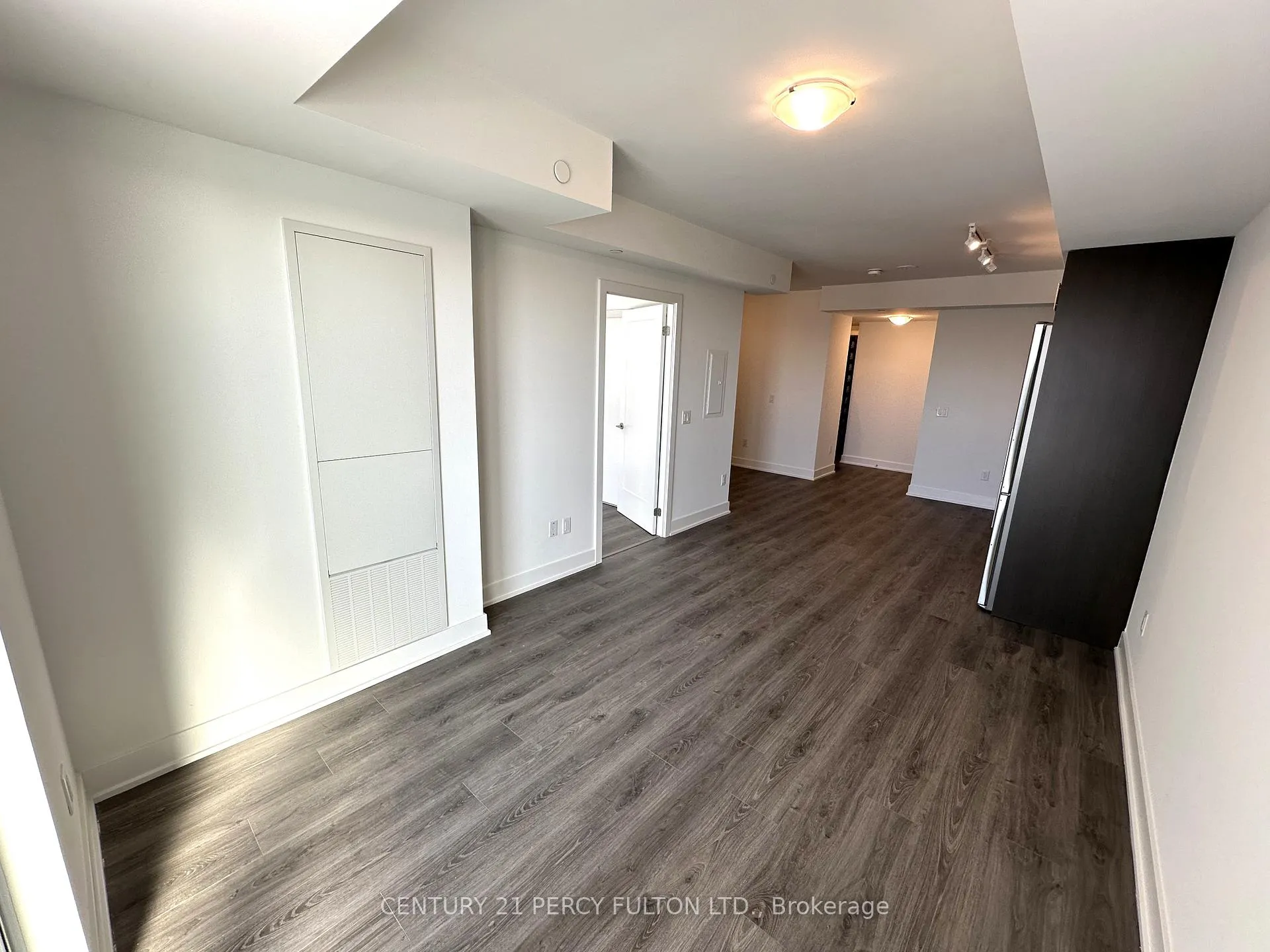 Photo 15 of Unit 513, 2545 Simcoe Street N, Oshawa, Windfields — HOMEH