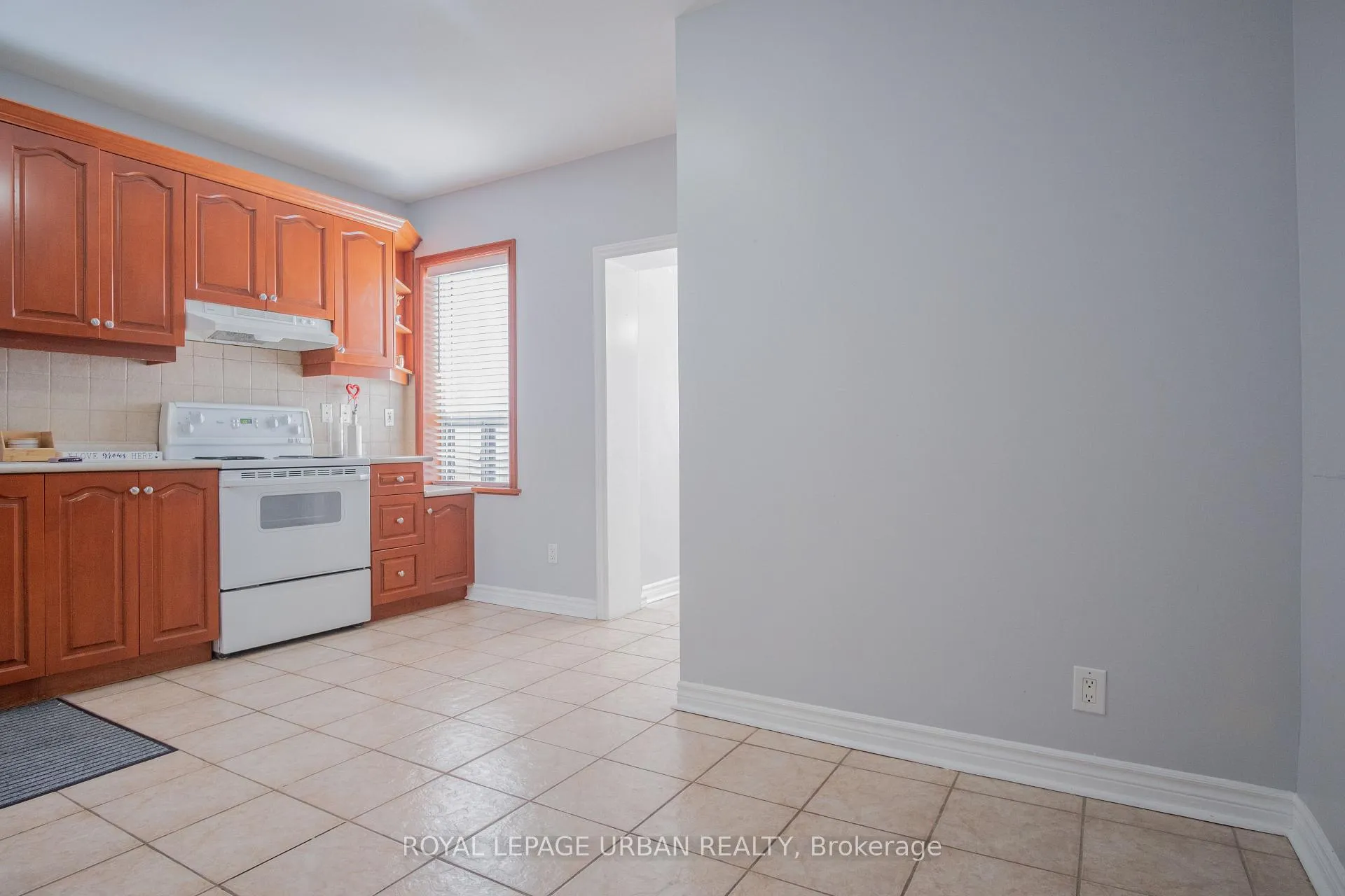 Photo 5 of 58 Ascot Avenue, Toronto, Corso Italia-Davenport — HOMEH
