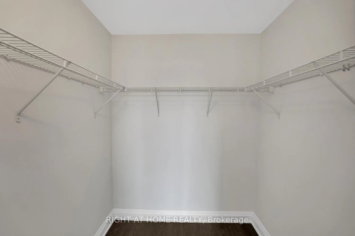 Photo 23 of Unit 305, 24 Woodstream Boulevard, Vaughan, Vaughan Grove — HOMEH
