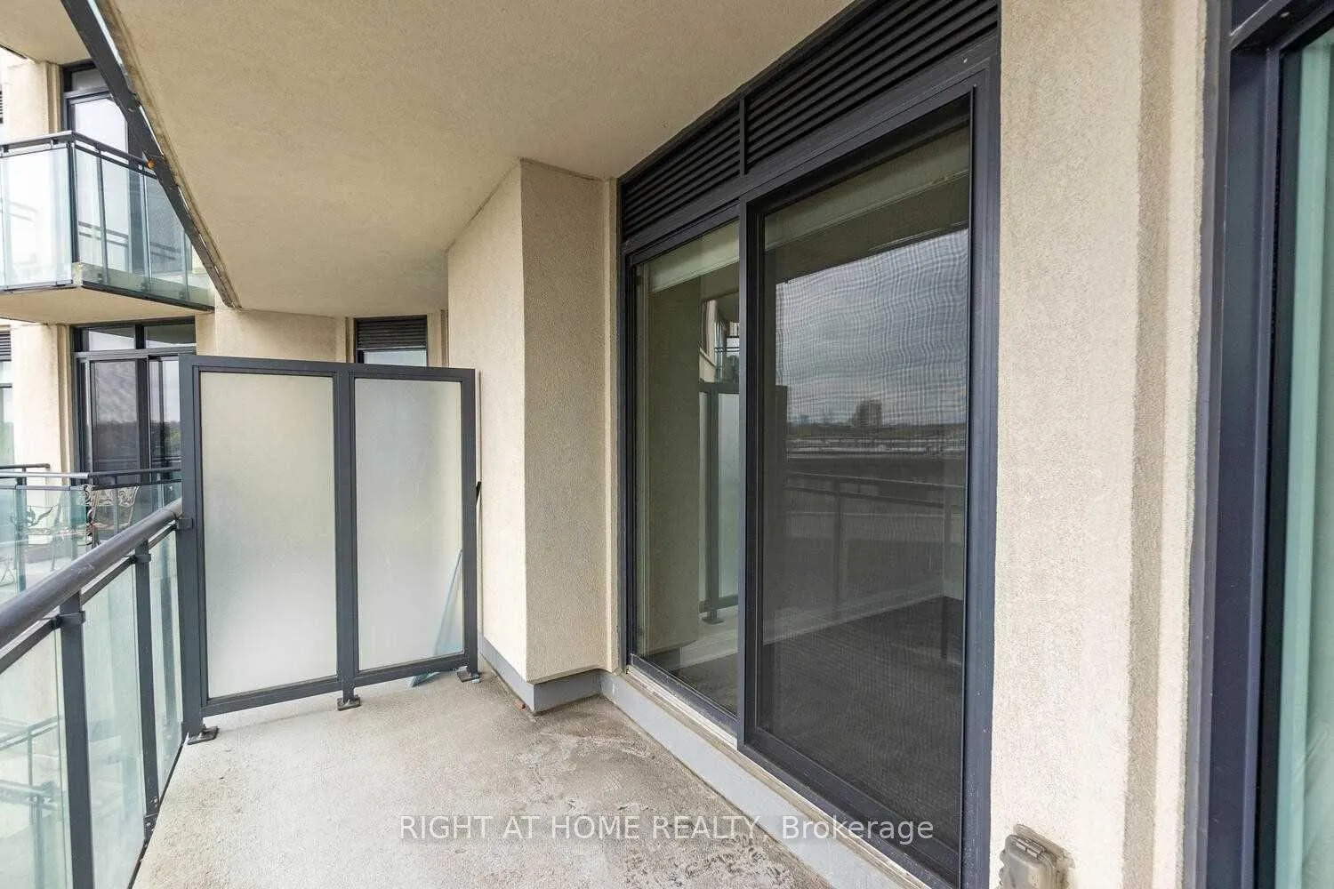 Photo 26 of Unit 305, 24 Woodstream Boulevard, Vaughan, Vaughan Grove — HOMEH