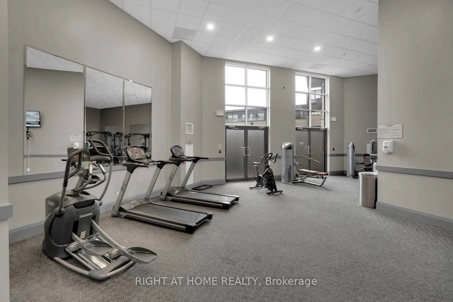 Photo 27 of Unit 305, 24 Woodstream Boulevard, Vaughan, Vaughan Grove — HOMEH