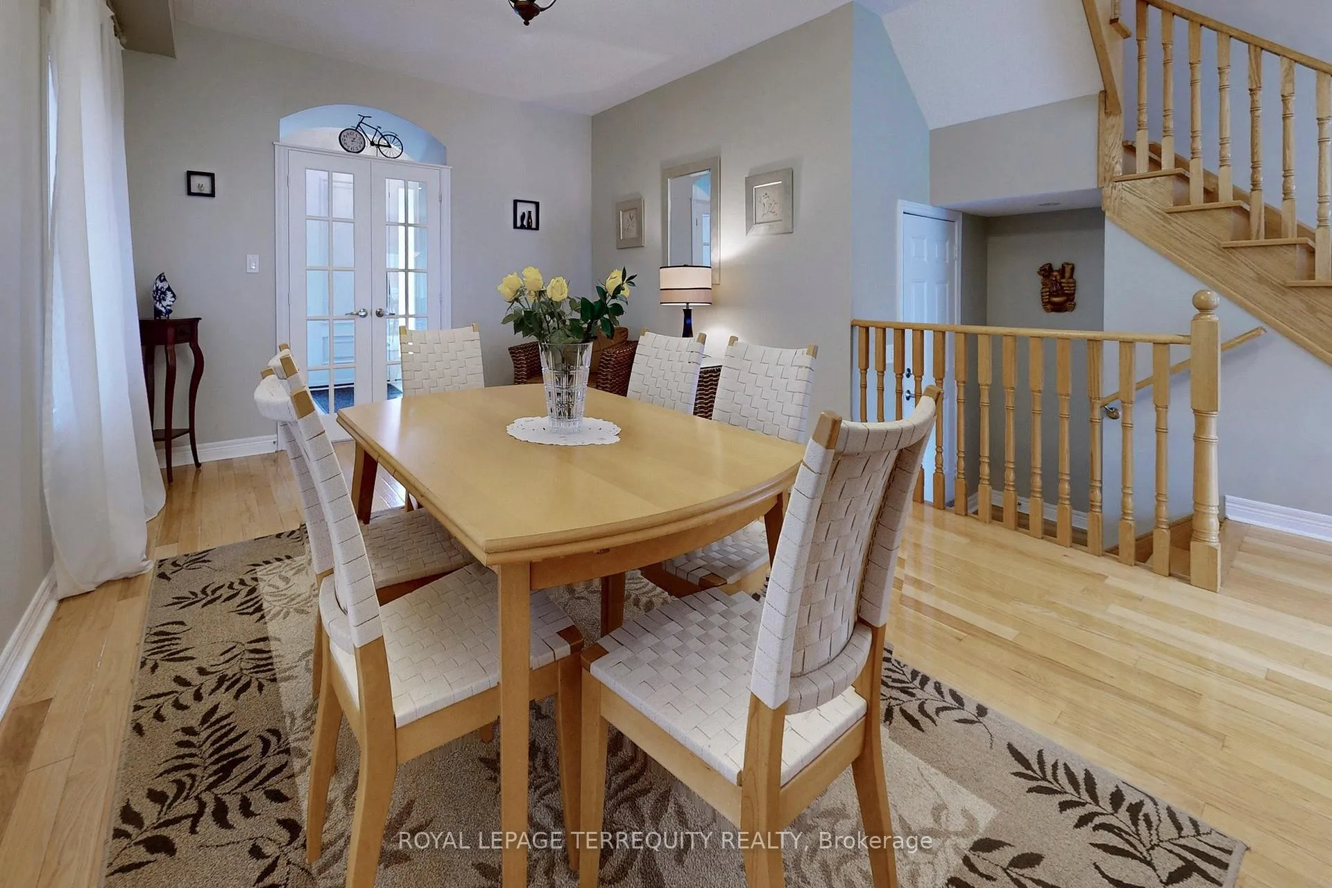 Photo 5 of 51 Donzi Lane, Vaughan, Patterson — HOMEH