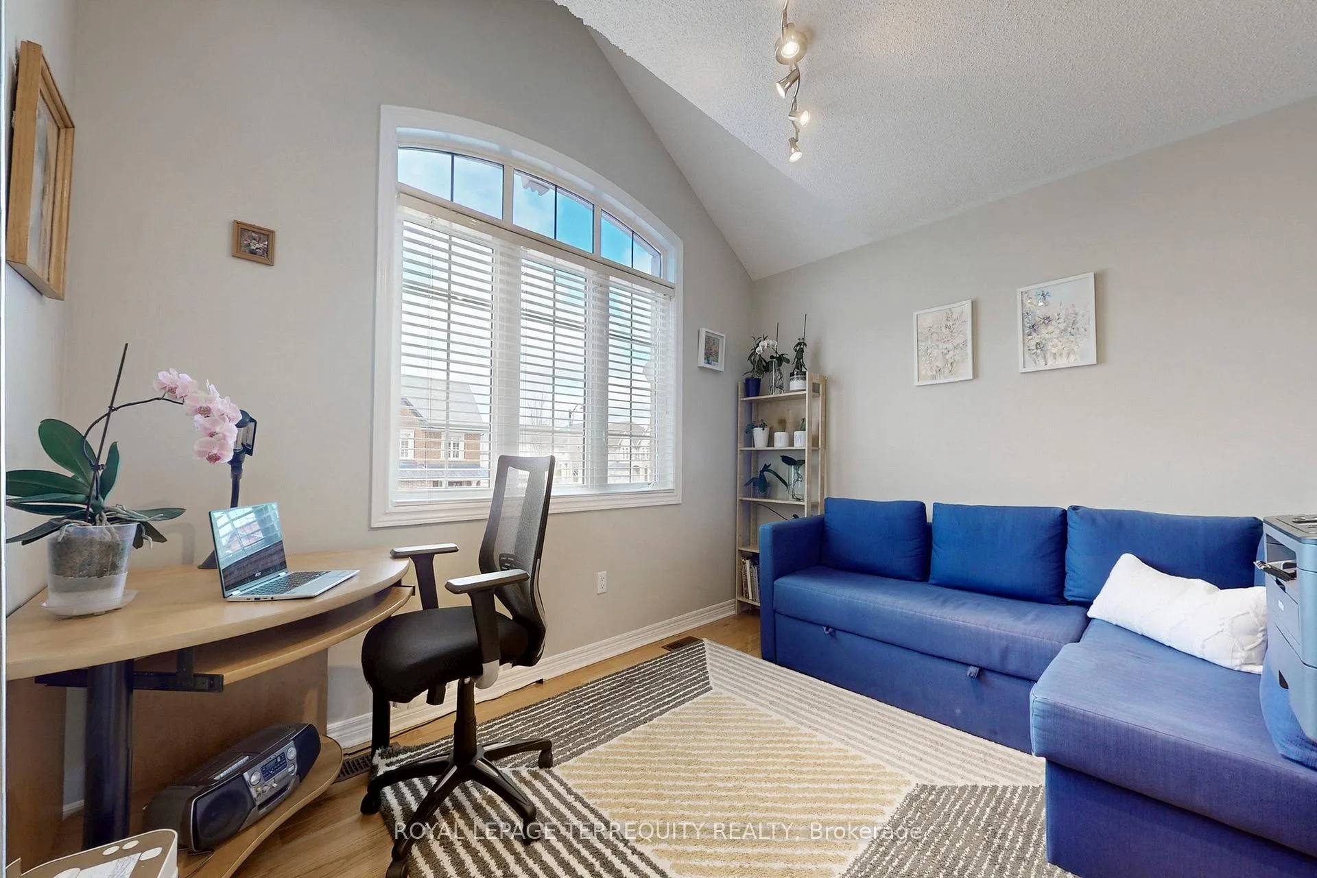 Photo 16 of 51 Donzi Lane, Vaughan, Patterson — HOMEH