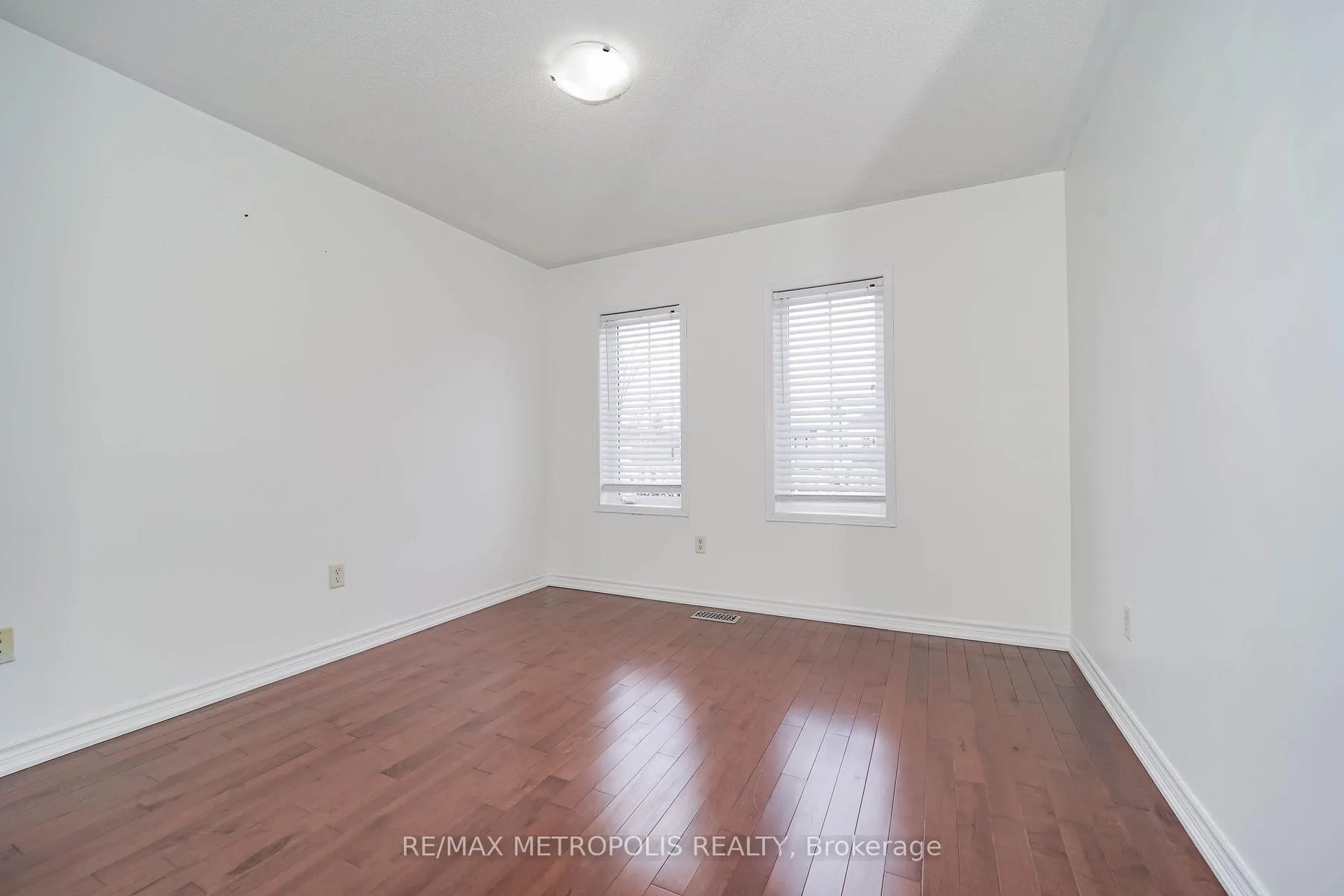 Photo 22 of 15 Lilley Avenue, Ajax, South East — HOMEH