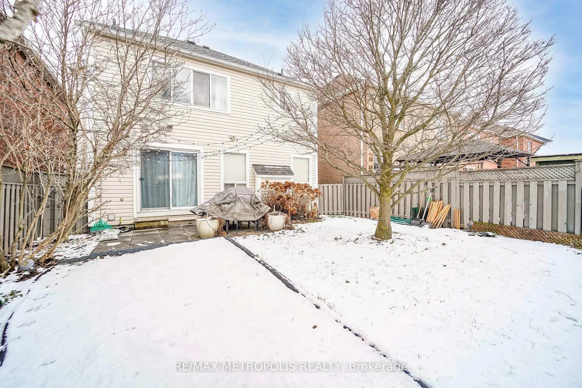 Photo 33 of 15 Lilley Avenue, Ajax, South East — HOMEH