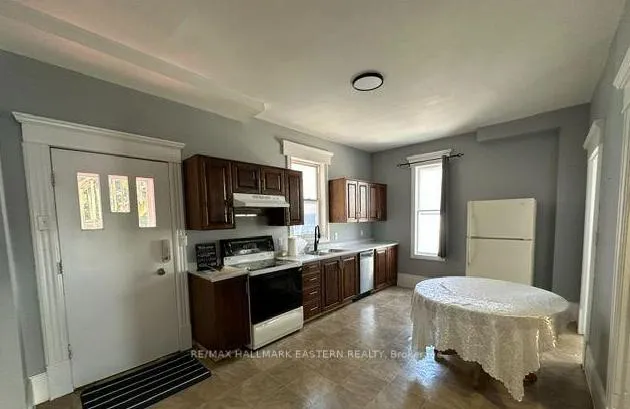 Photo 2 of Unit Unit 1, 293 Dalhousie Street, Peterborough, Town Ward 3 — HOMEH