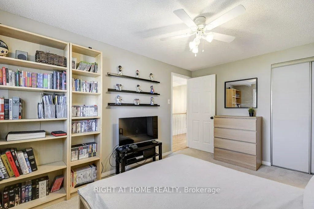 Photo 30 of 2444 Butternut Crescent, Burlington, Headon — HOMEH