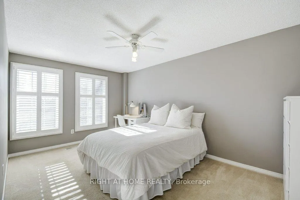 Photo 33 of 2444 Butternut Crescent, Burlington, Headon — HOMEH