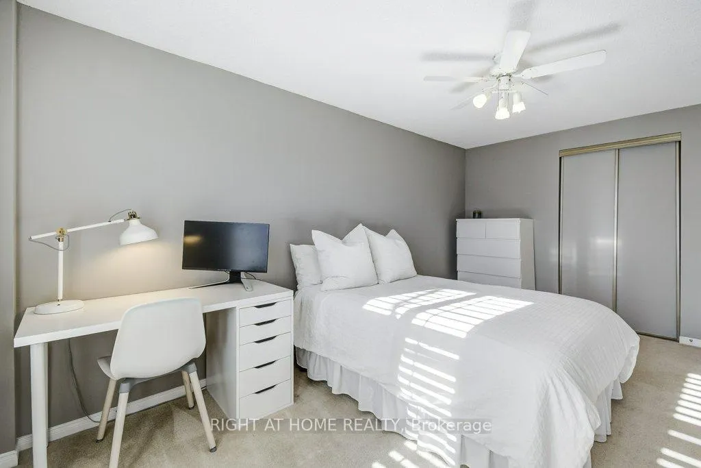 Photo 34 of 2444 Butternut Crescent, Burlington, Headon — HOMEH