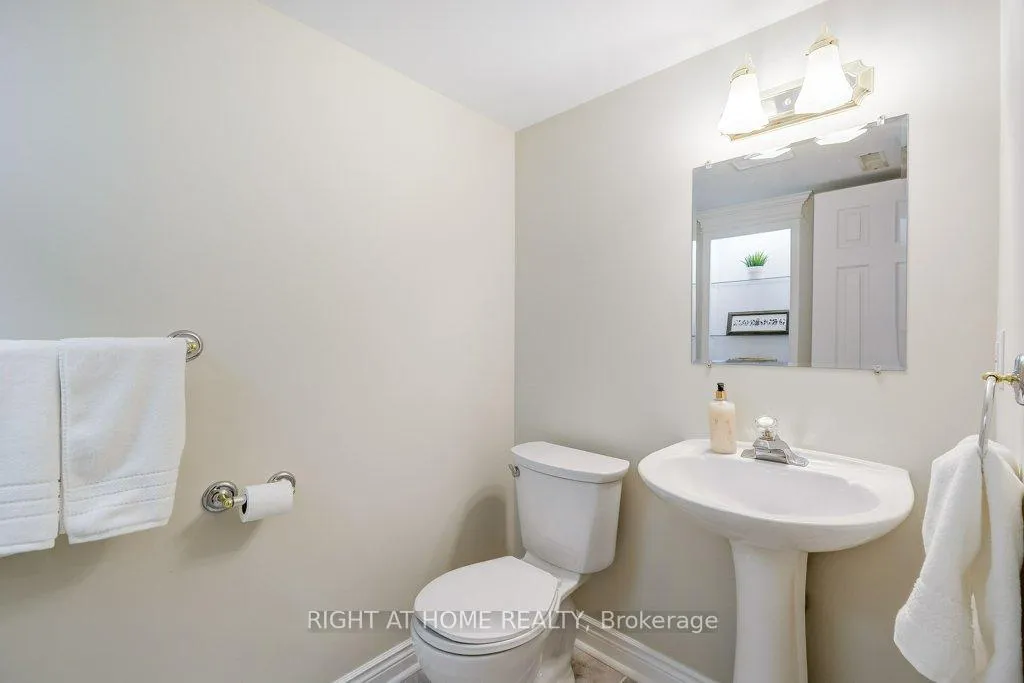 Photo 43 of 2444 Butternut Crescent, Burlington, Headon — HOMEH