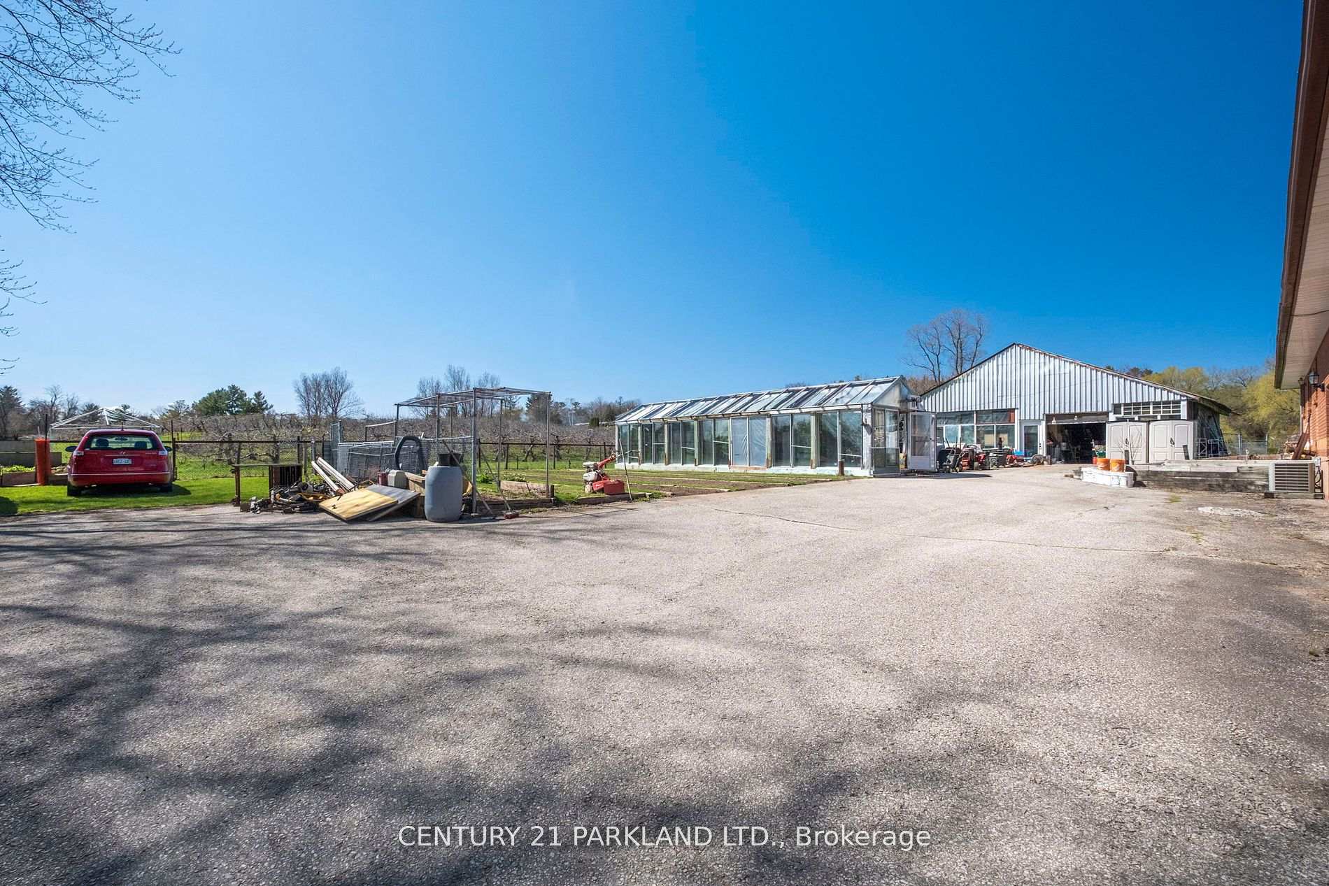 Photo 3 of 14420 Jane Street, King, Rural King — HOMEH