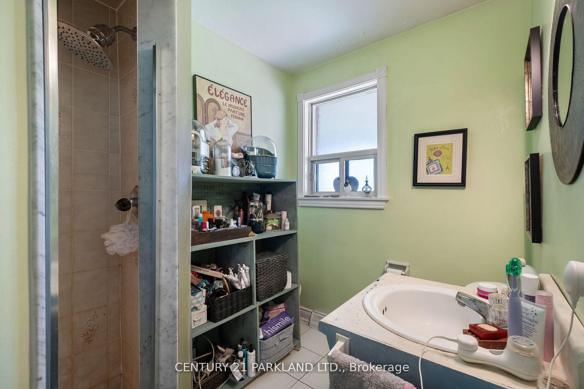 Photo 27 of 14420 Jane Street, King, Rural King — HOMEH