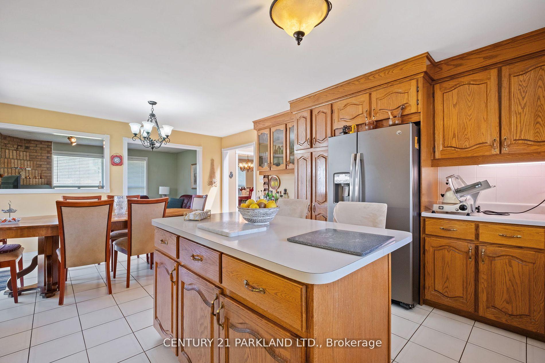 Photo 39 of 14420 Jane Street, King, Rural King — HOMEH