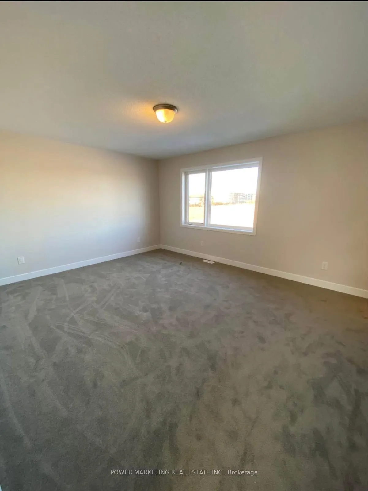 Photo 10 of 212 Argonaut Circle, Ottawa, Chapel Hill South - Orleans Village — HOMEH