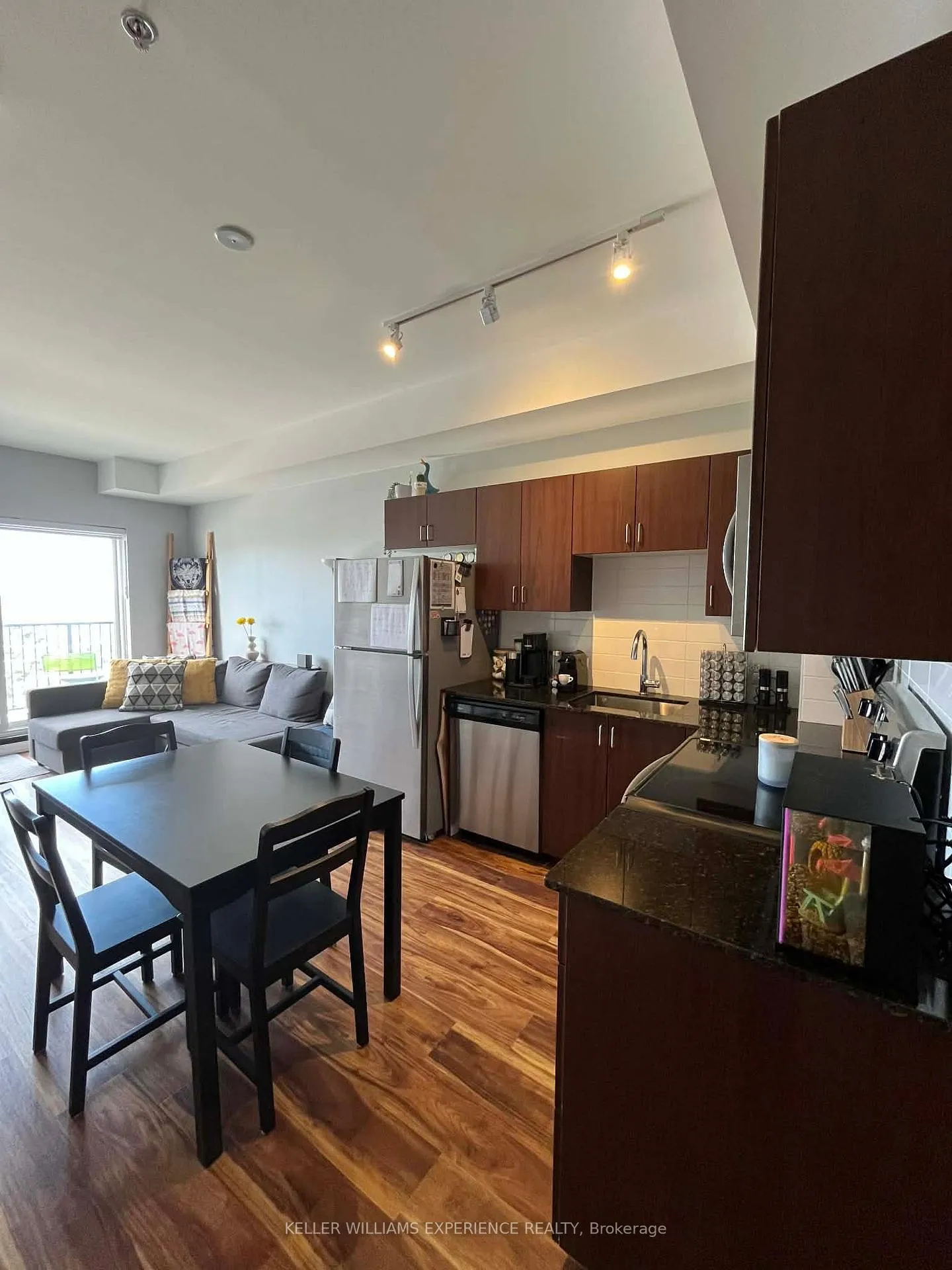 Photo 4 of Unit 407, 430 Essa Road, Barrie, Holly — HOMEH