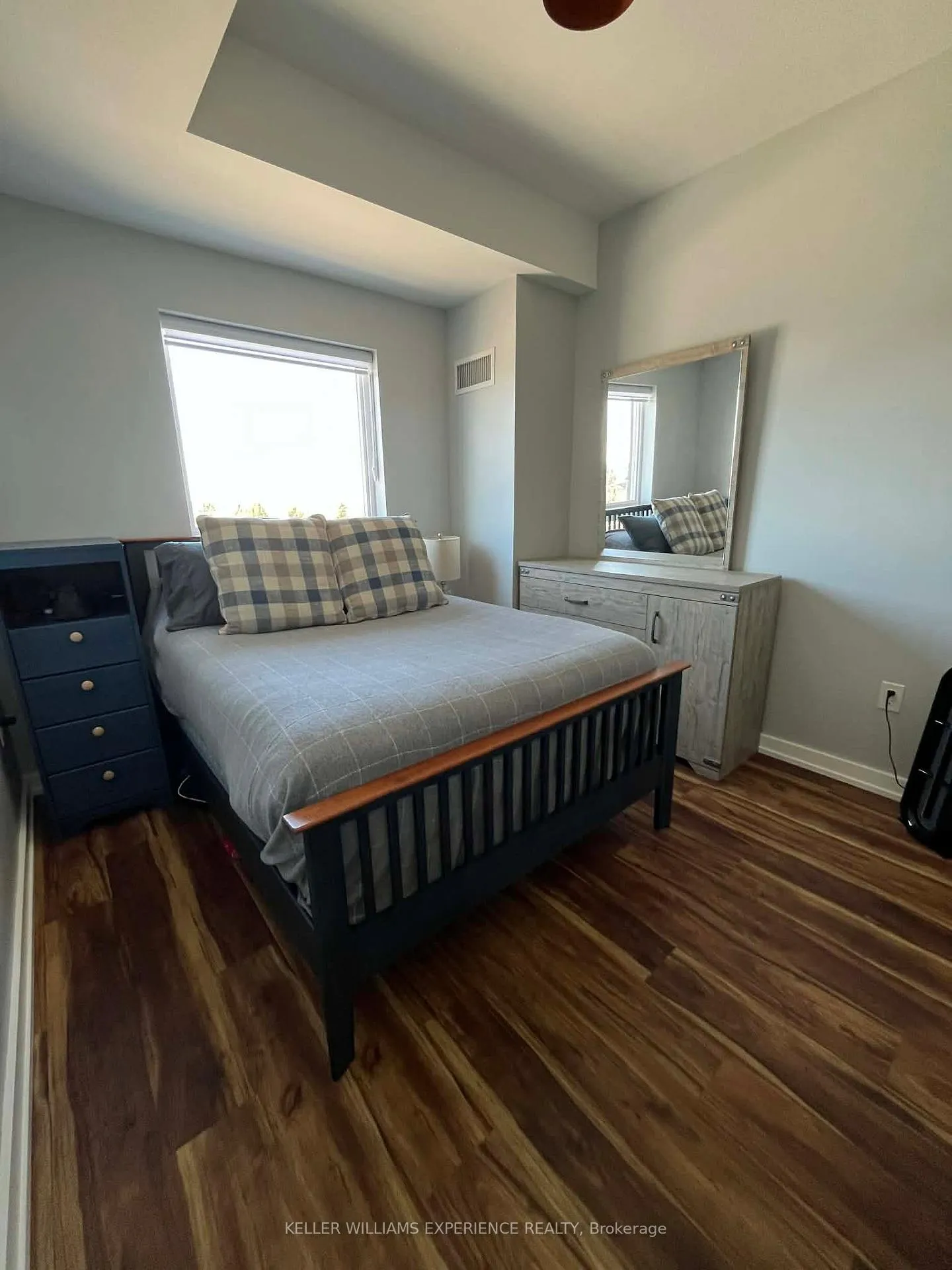 Photo 6 of Unit 407, 430 Essa Road, Barrie, Holly — HOMEH