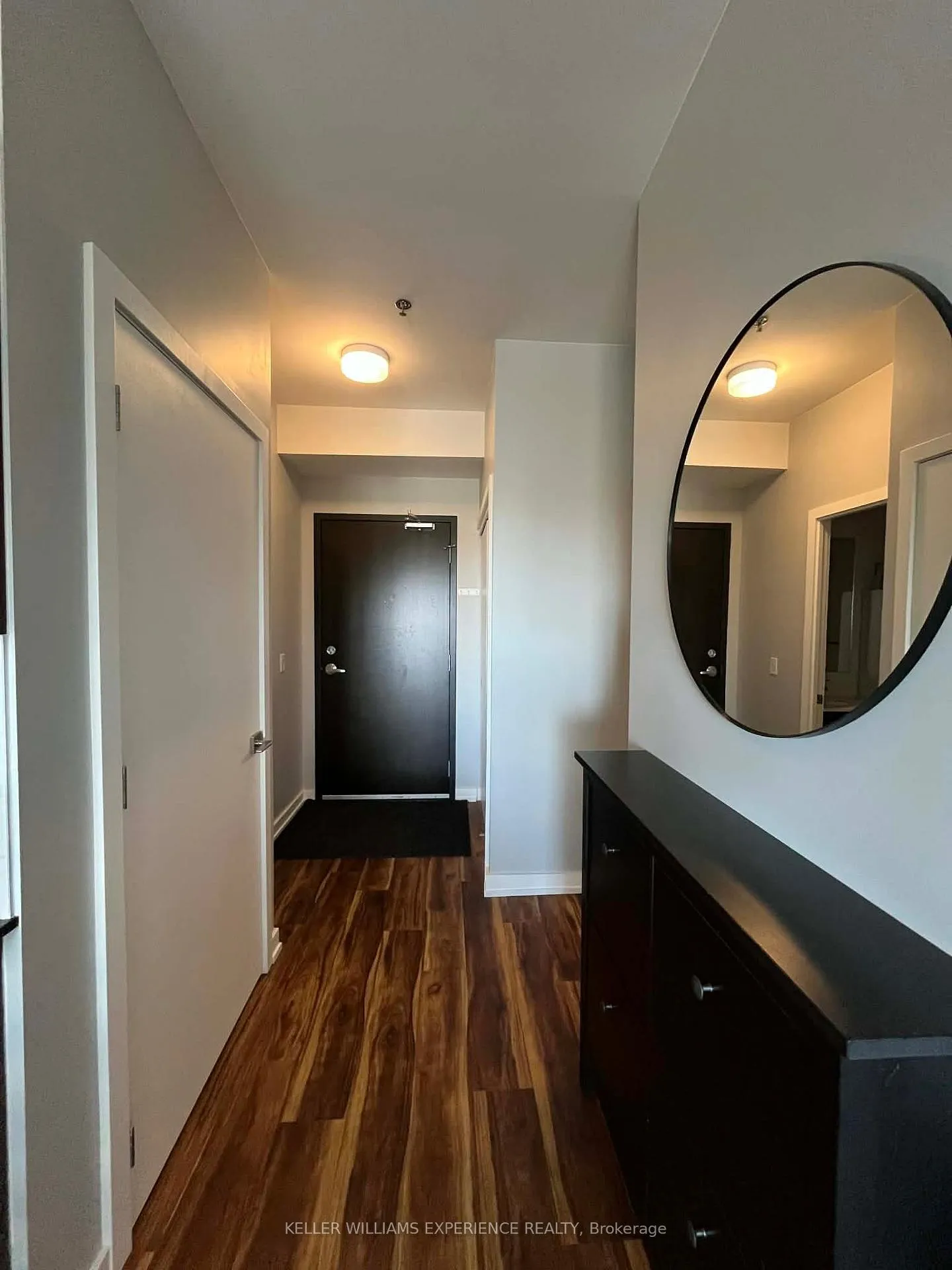 Photo 10 of Unit 407, 430 Essa Road, Barrie, Holly — HOMEH