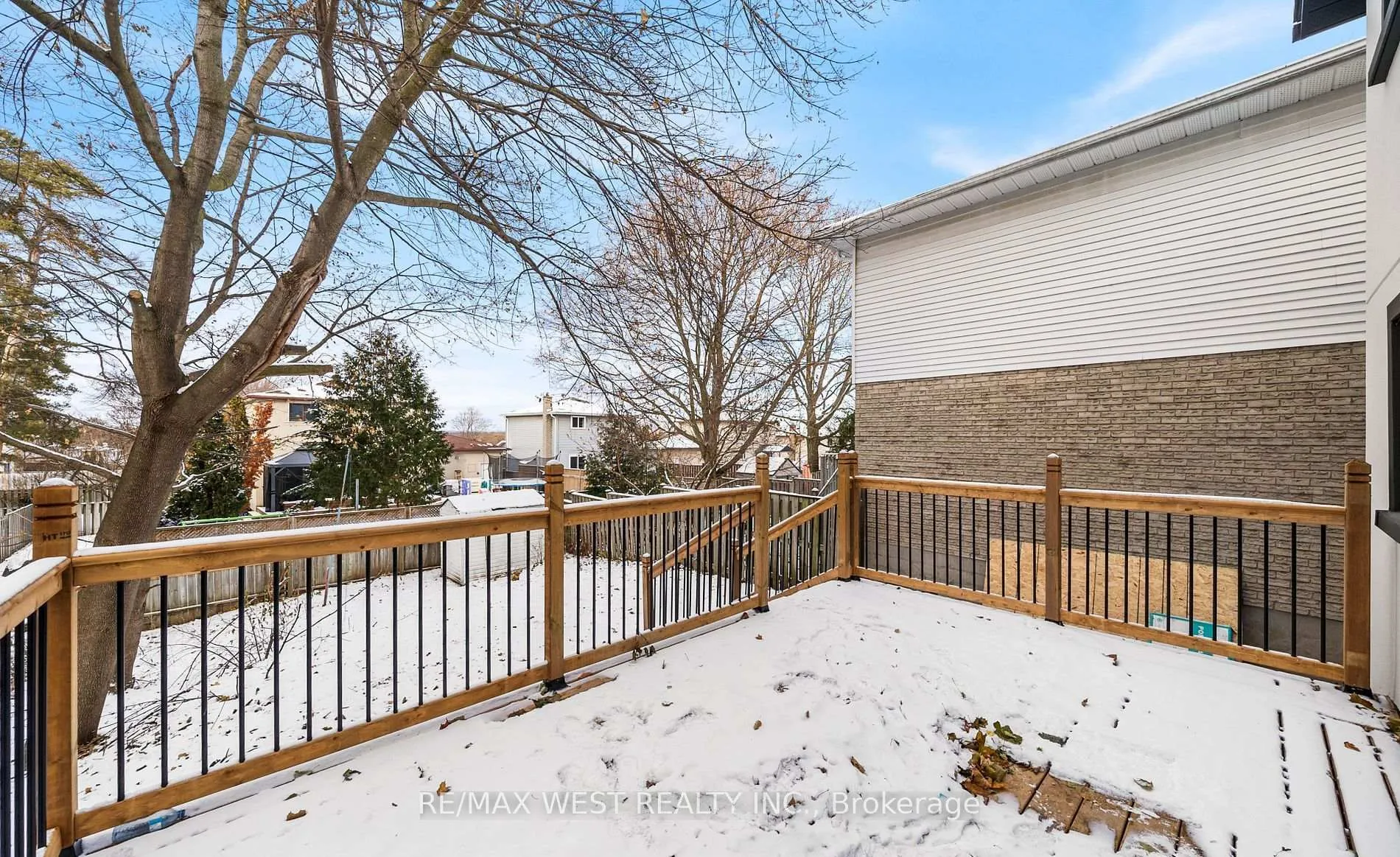 Photo 17 of Unit Main, 36 Wilson Court, Barrie, Allandale Heights — HOMEH
