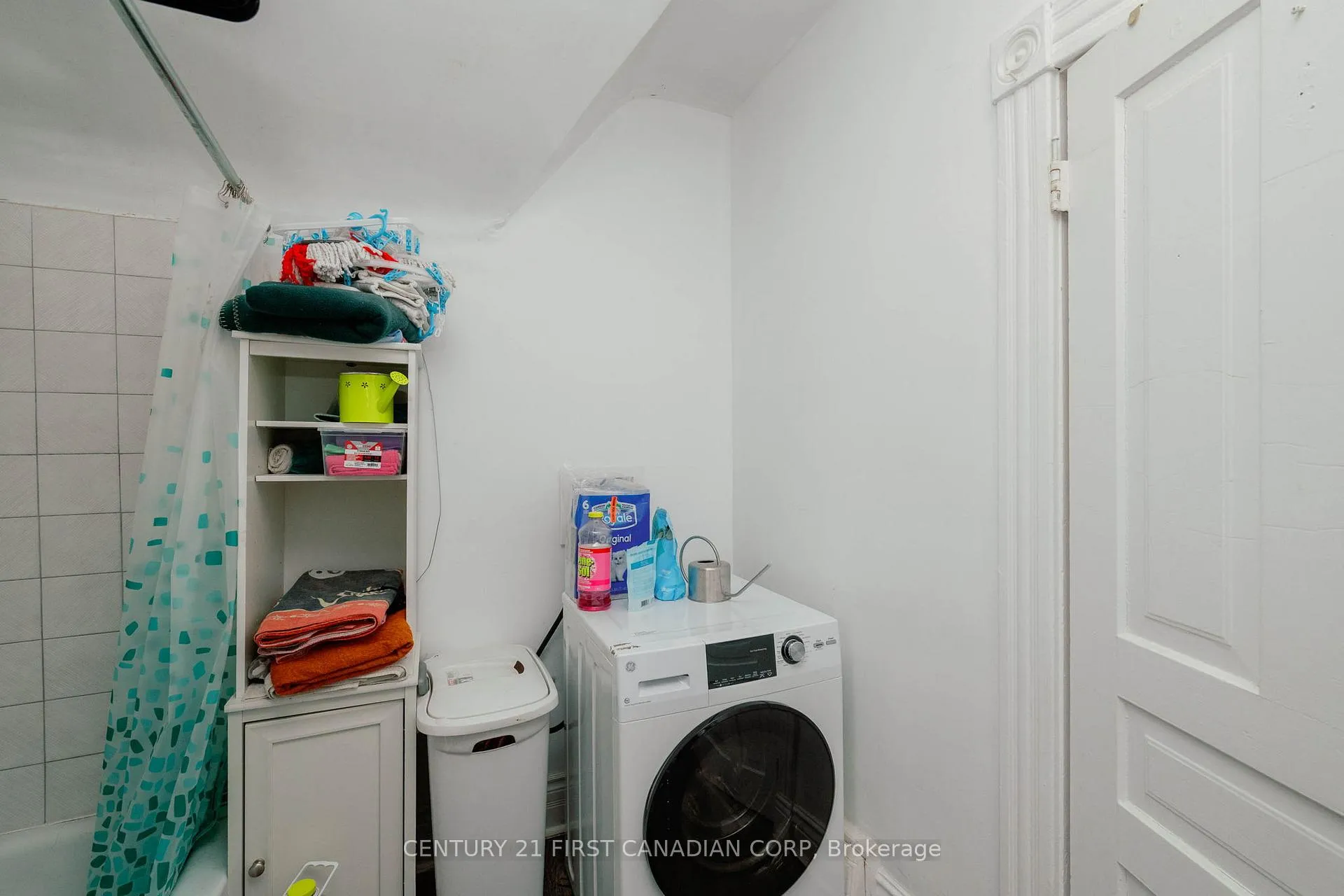 Photo 8 of 41 High Street, London, South F — HOMEH