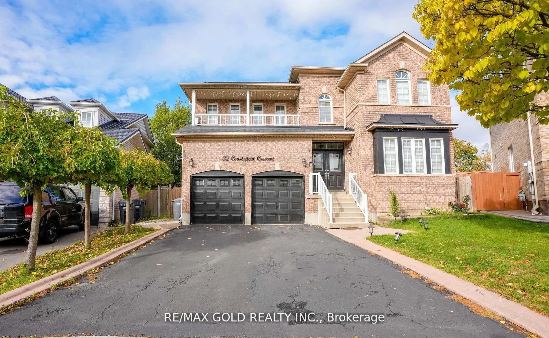 Photo 1 of 32 Courtsfield Crescent, Brampton, Fletcher's Meadow — HOMEH
