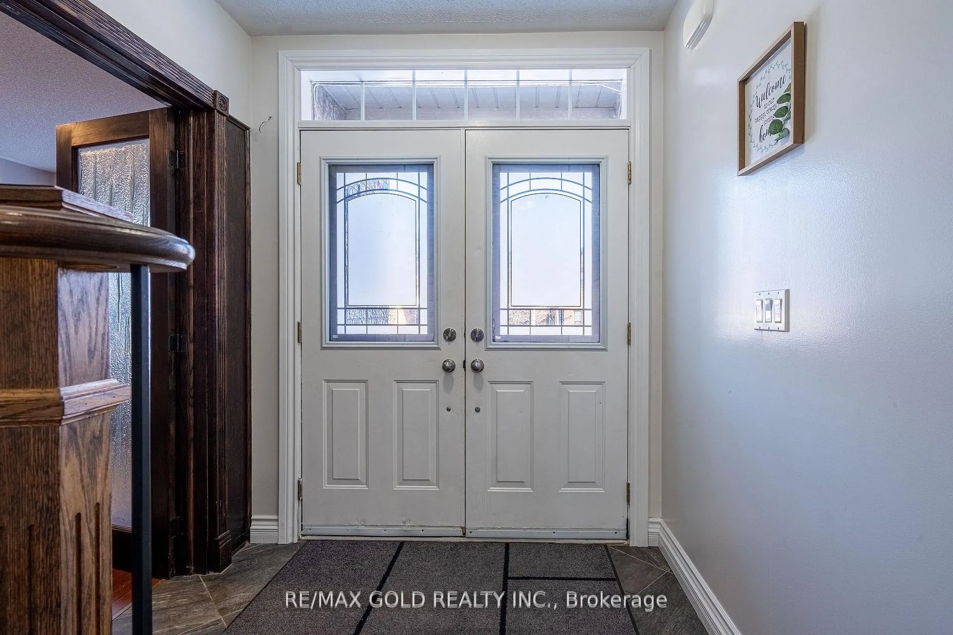 Photo 2 of 32 Courtsfield Crescent, Brampton, Fletcher's Meadow — HOMEH