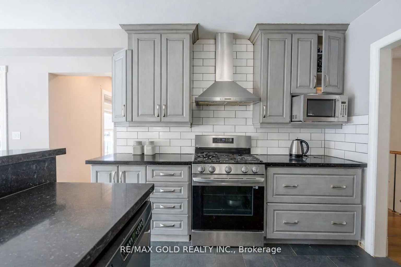 Photo 13 of 32 Courtsfield Crescent, Brampton, Fletcher's Meadow — HOMEH