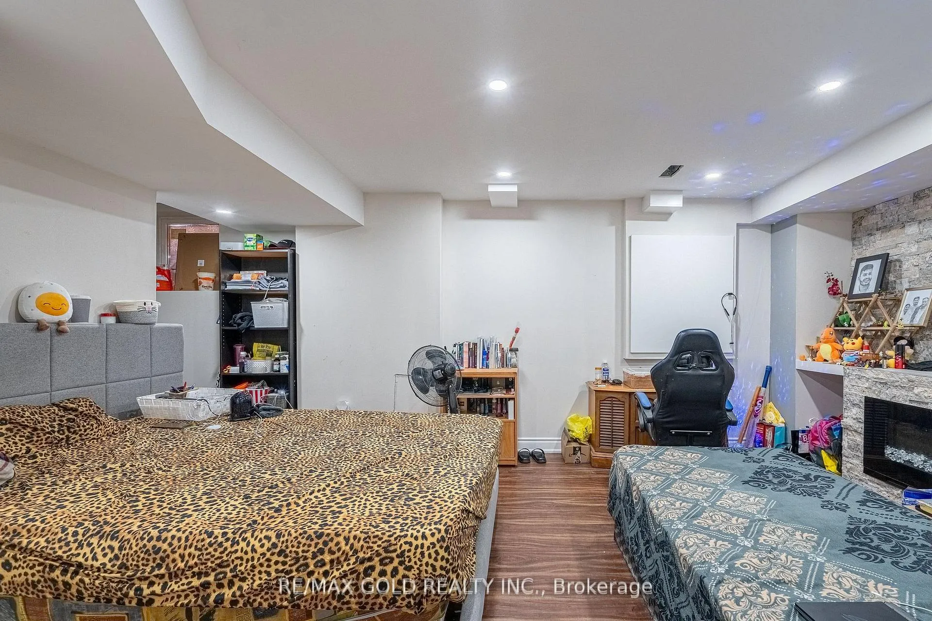 Photo 21 of 32 Courtsfield Crescent, Brampton, Fletcher's Meadow — HOMEH