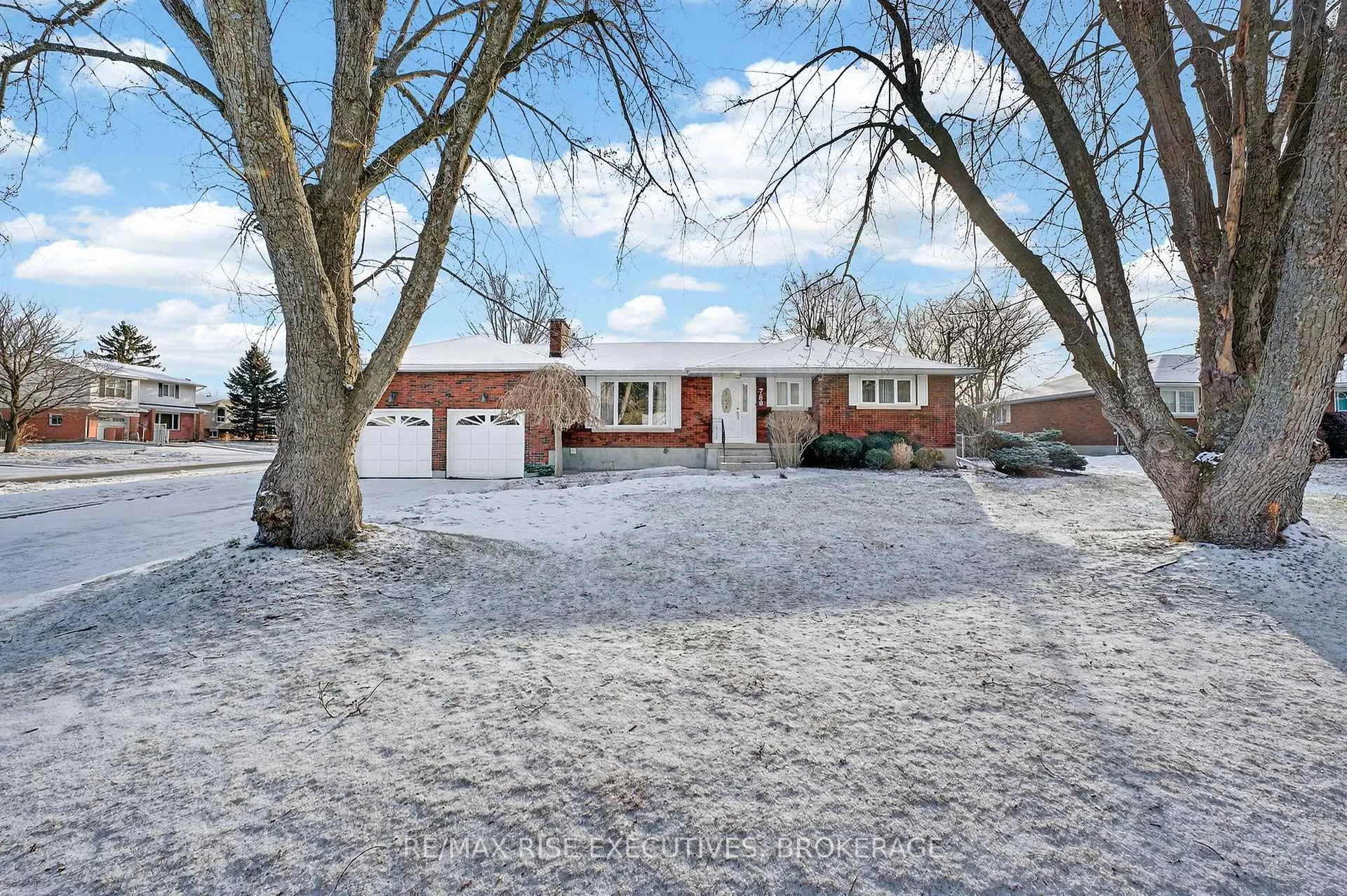 Photo 1 of 788 Meadowood Road, Kingston, South of Taylor-Kidd Blvd — HOMEH