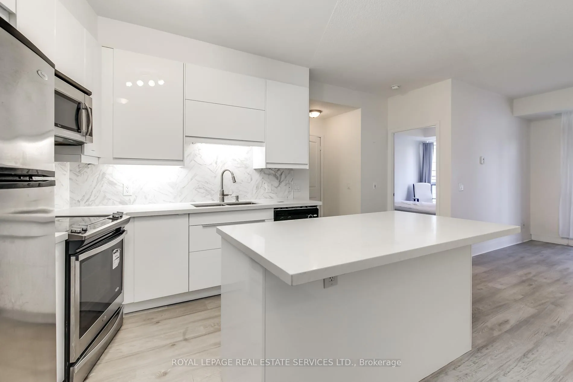 Photo 1 of Unit 1401, 1 Scott Street, Toronto, Waterfront Communities — HOMEH