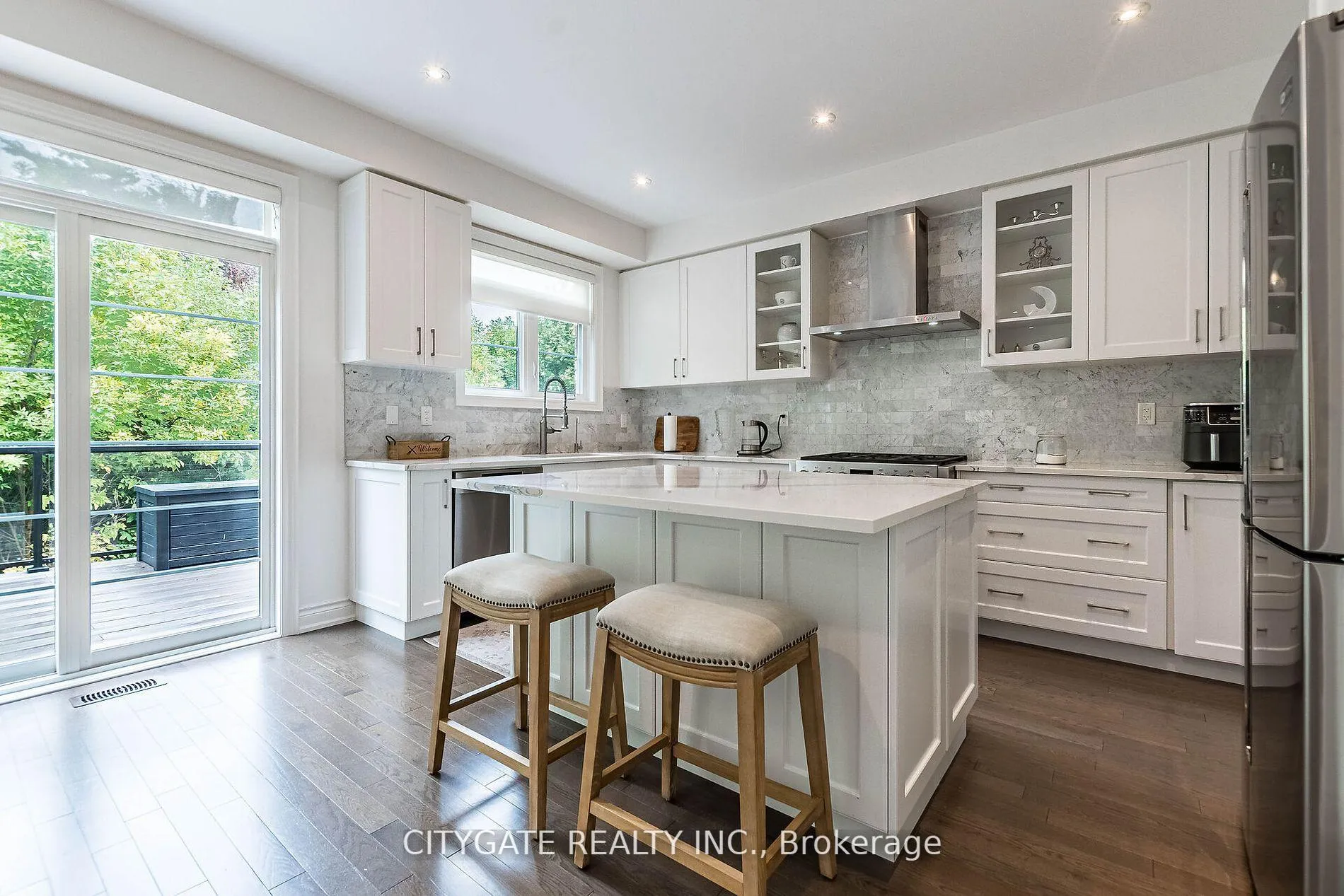 Photo 29 of 44 elysian fields Circle, Brampton, Bram West — HOMEH
