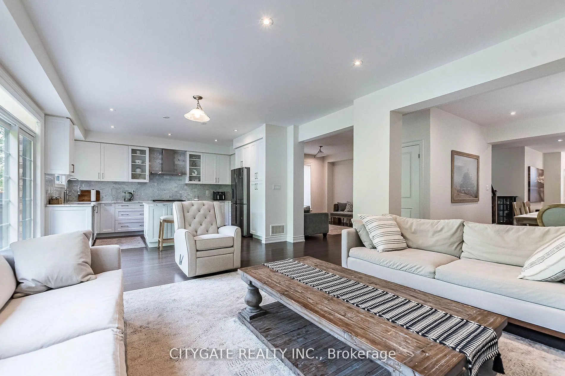 Photo 30 of 44 elysian fields Circle, Brampton, Bram West — HOMEH
