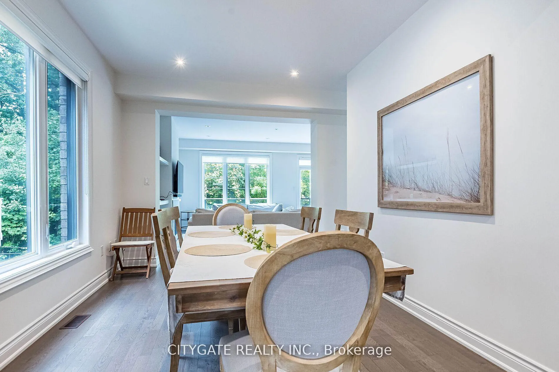 Photo 34 of 44 elysian fields Circle, Brampton, Bram West — HOMEH