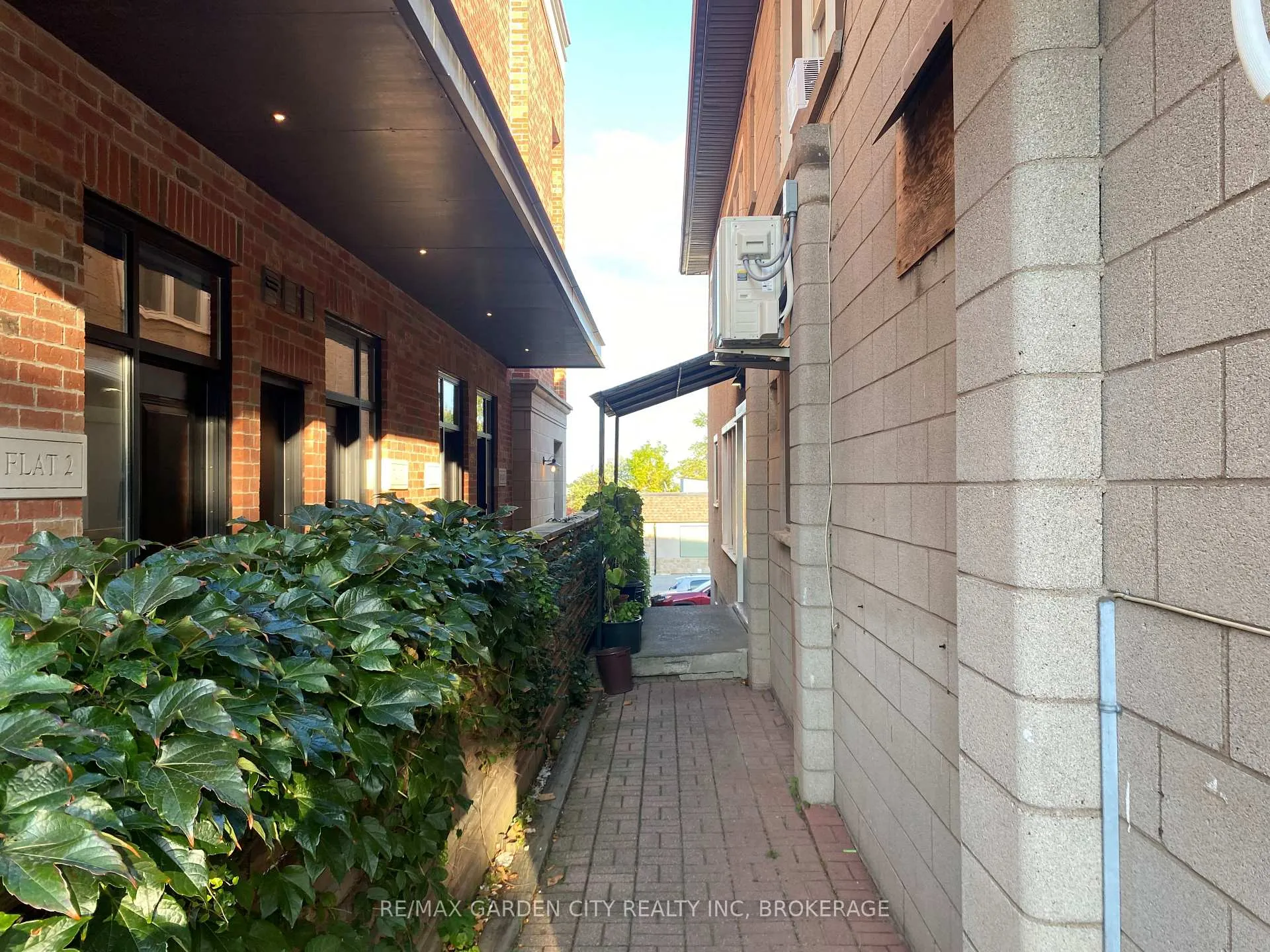 Photo 3 of Unit 4, 1419 Pelham Street, Pelham, Fonthill — HOMEH