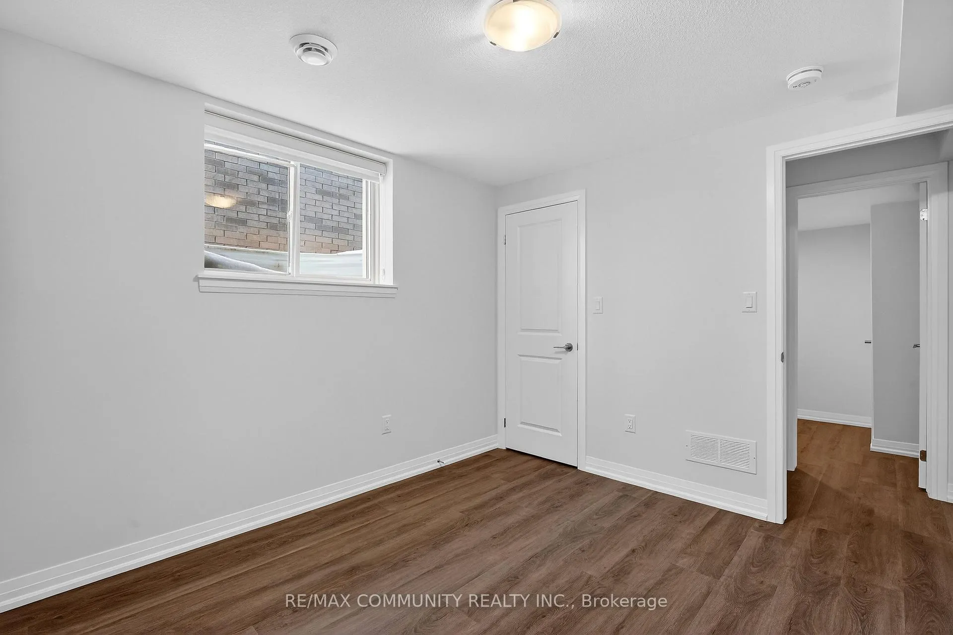 Photo 10 of 95 Westcott Road, Welland, West Welland — HOMEH