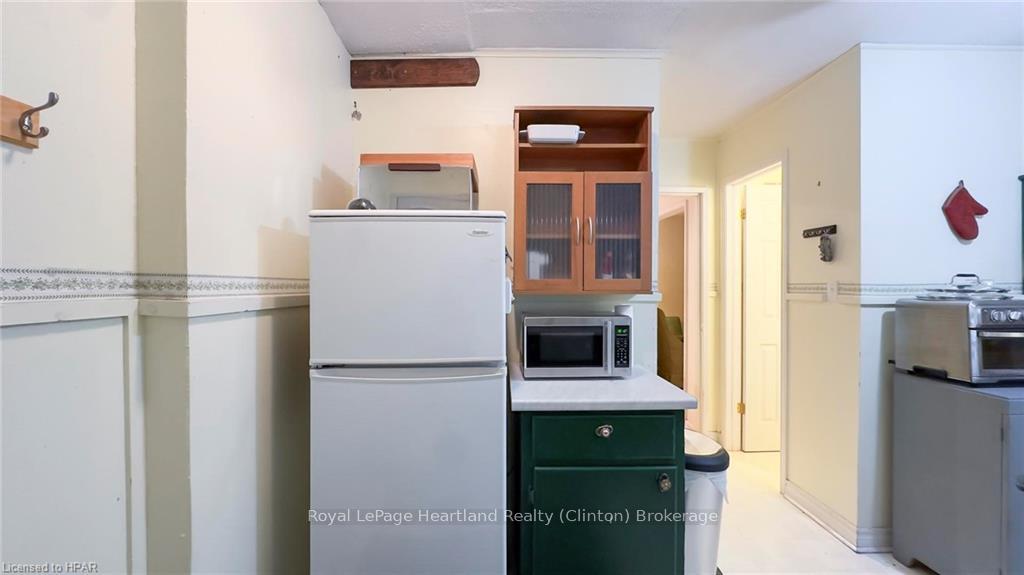 Photo 4 of 53 Victoria Boulevard, Huron East, Vanastra — HOMEH