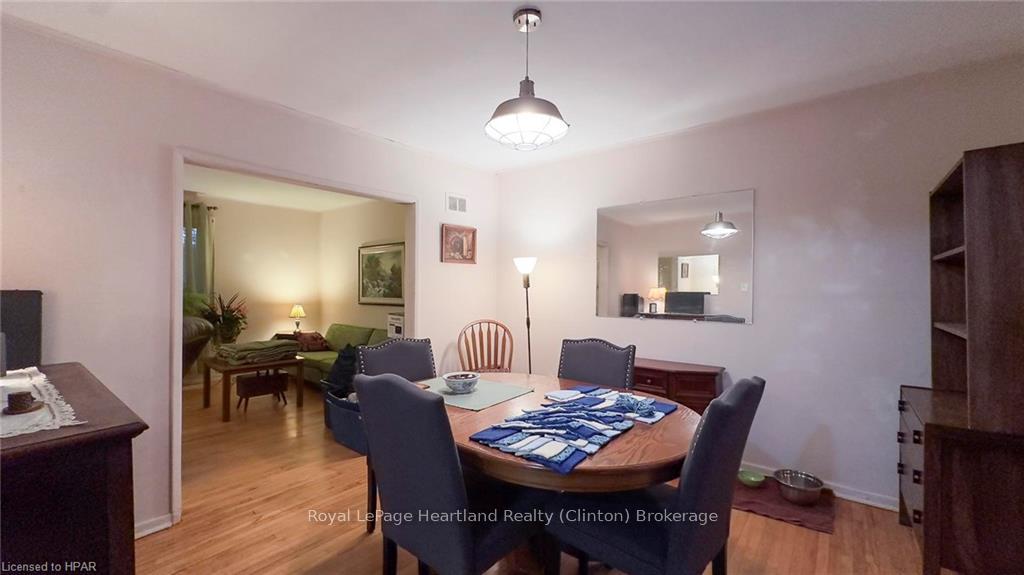 Photo 12 of 53 Victoria Boulevard, Huron East, Vanastra — HOMEH