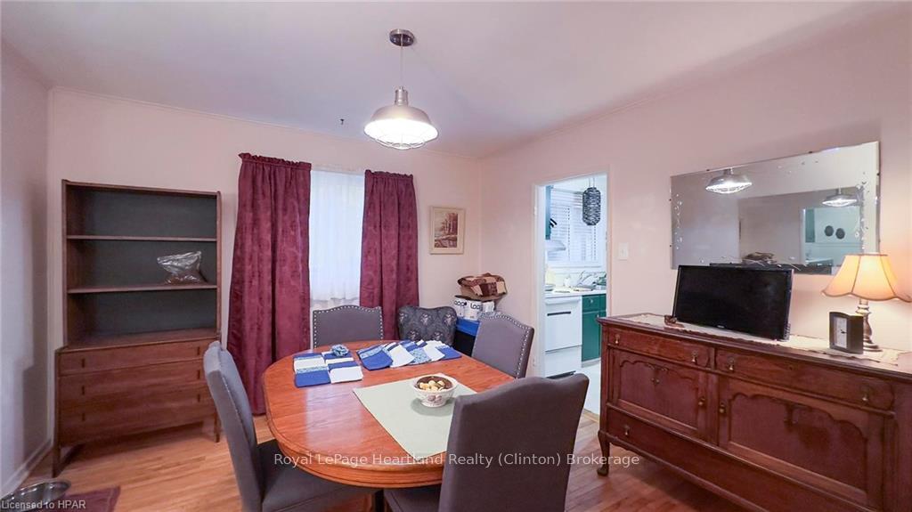 Photo 15 of 53 Victoria Boulevard, Huron East, Vanastra — HOMEH