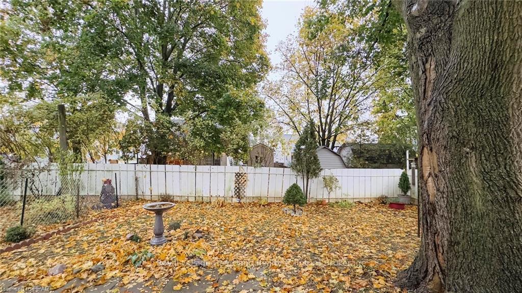 Photo 35 of 53 Victoria Boulevard, Huron East, Vanastra — HOMEH