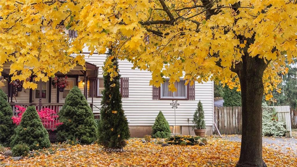 Photo 40 of 53 Victoria Boulevard, Huron East, Vanastra — HOMEH