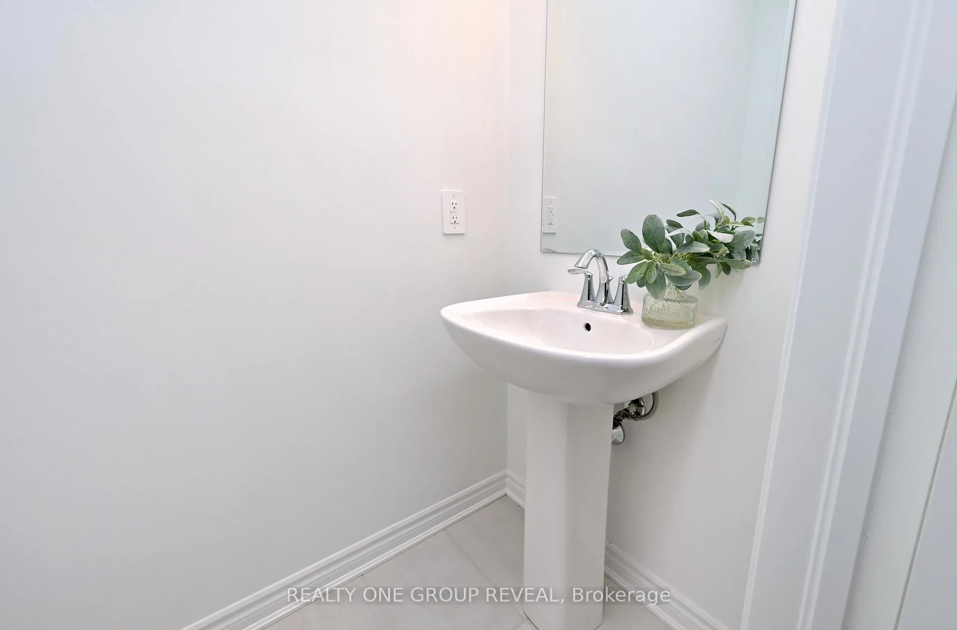 Photo 19 of 54 Jade Blossom Avenue, Markham, Cornell — HOMEH