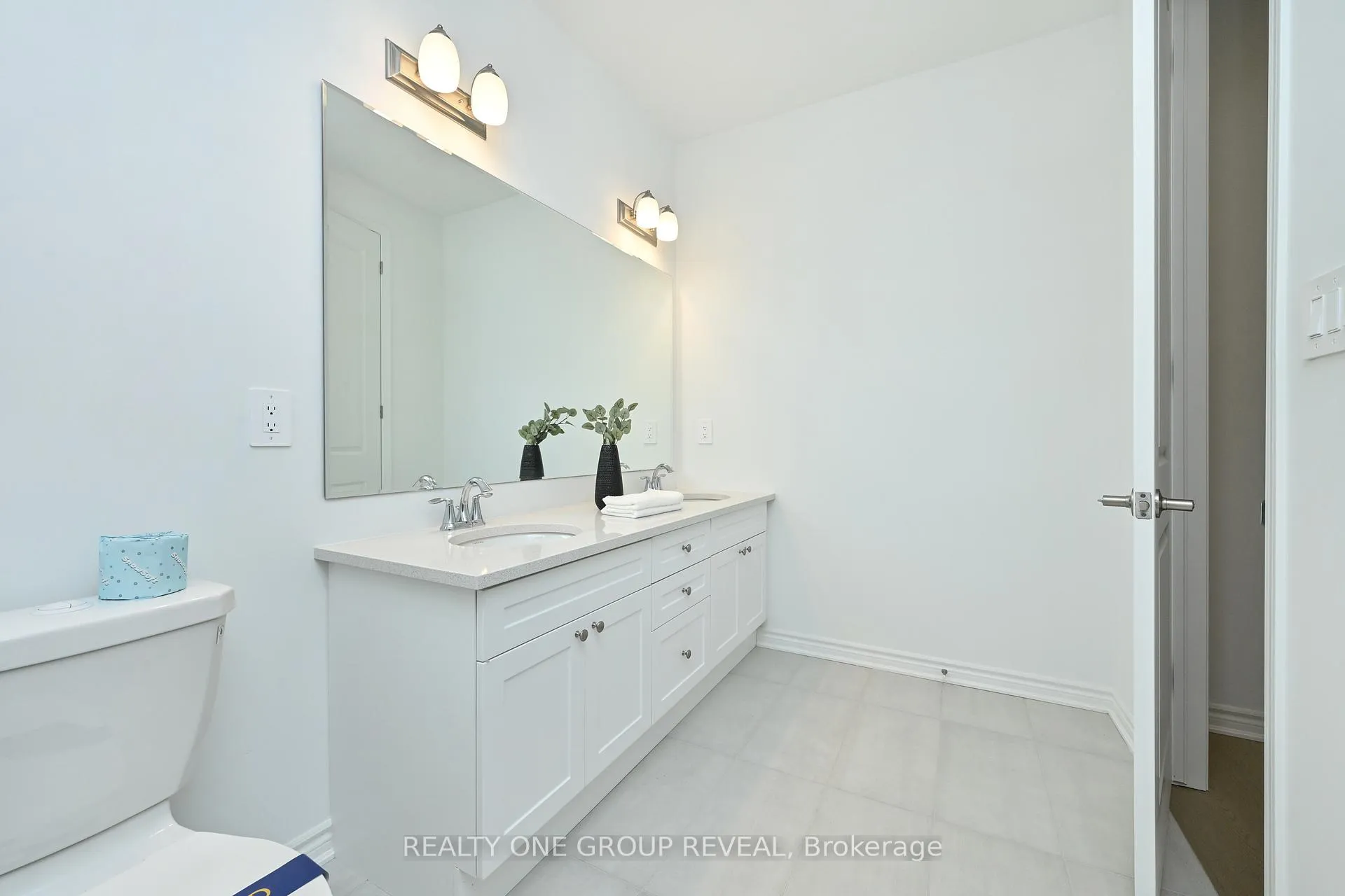 Photo 27 of 54 Jade Blossom Avenue, Markham, Cornell — HOMEH