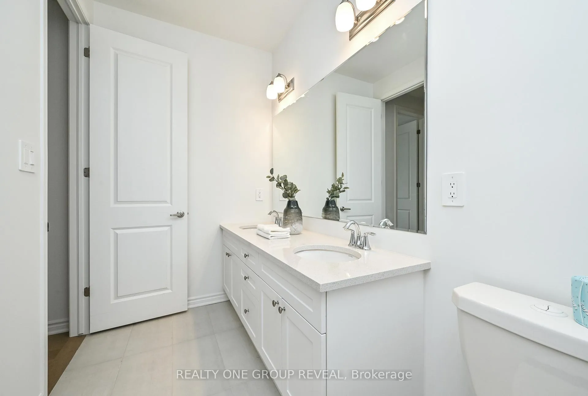 Photo 32 of 54 Jade Blossom Avenue, Markham, Cornell — HOMEH