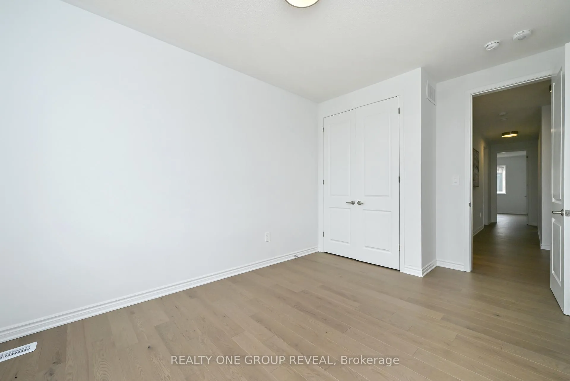 Photo 34 of 54 Jade Blossom Avenue, Markham, Cornell — HOMEH
