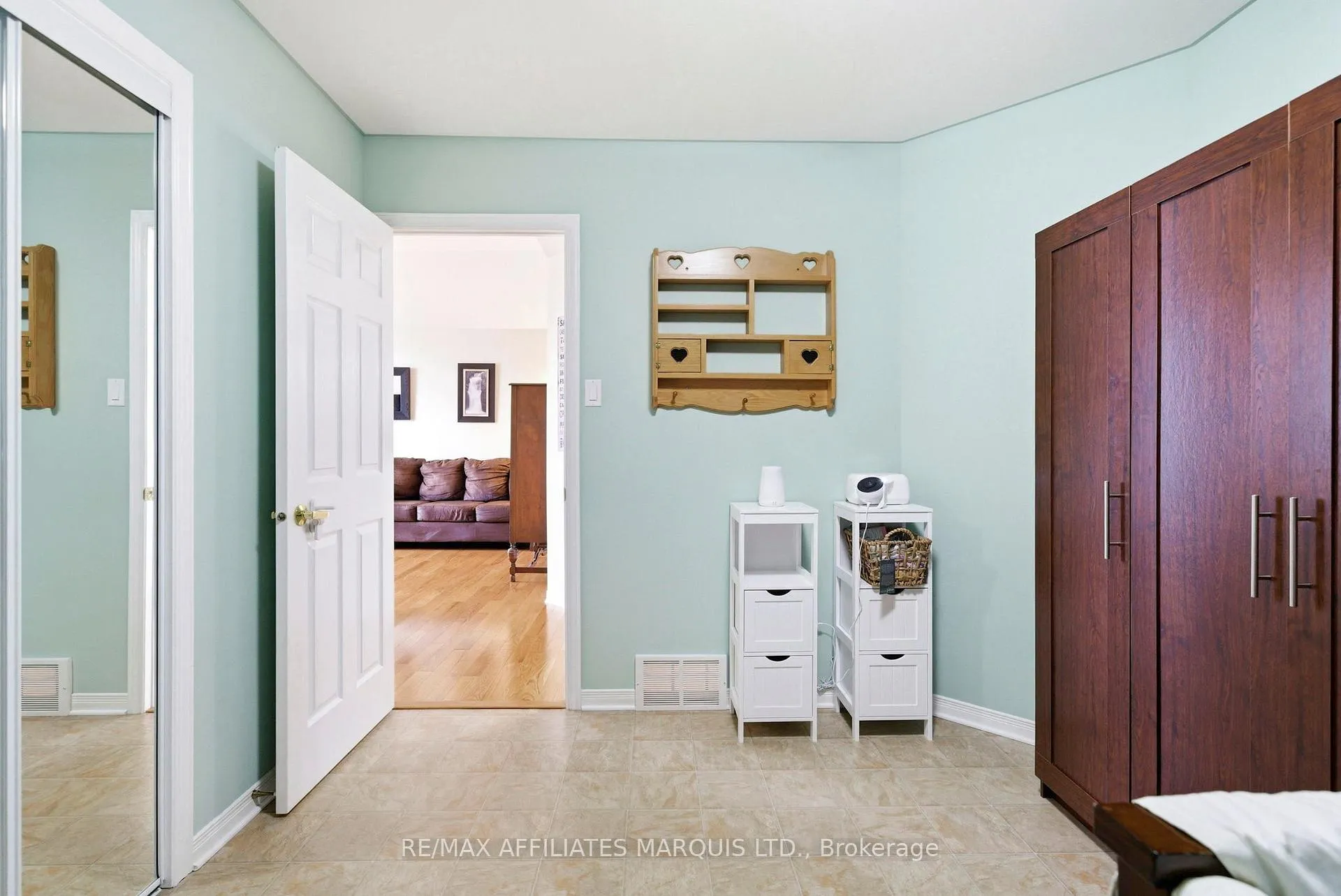 Photo 15 of 2000 Blessed Sacrament Drive, Cornwall — HOMEH