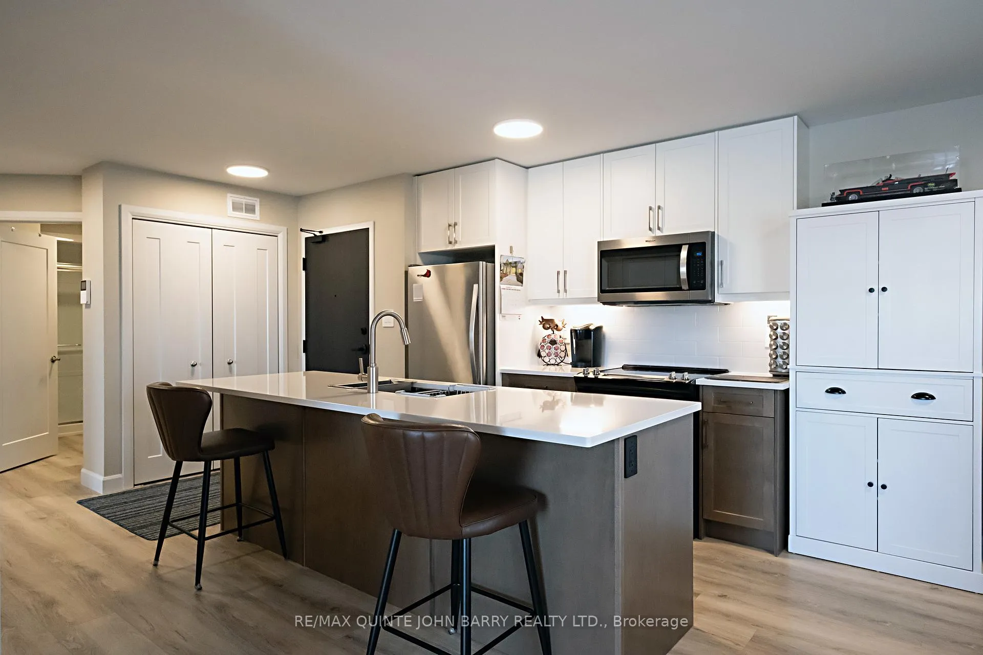 Photo 7 of 211-20 Hillside Meadow Drive, Quinte West, Murray Ward — HOMEH