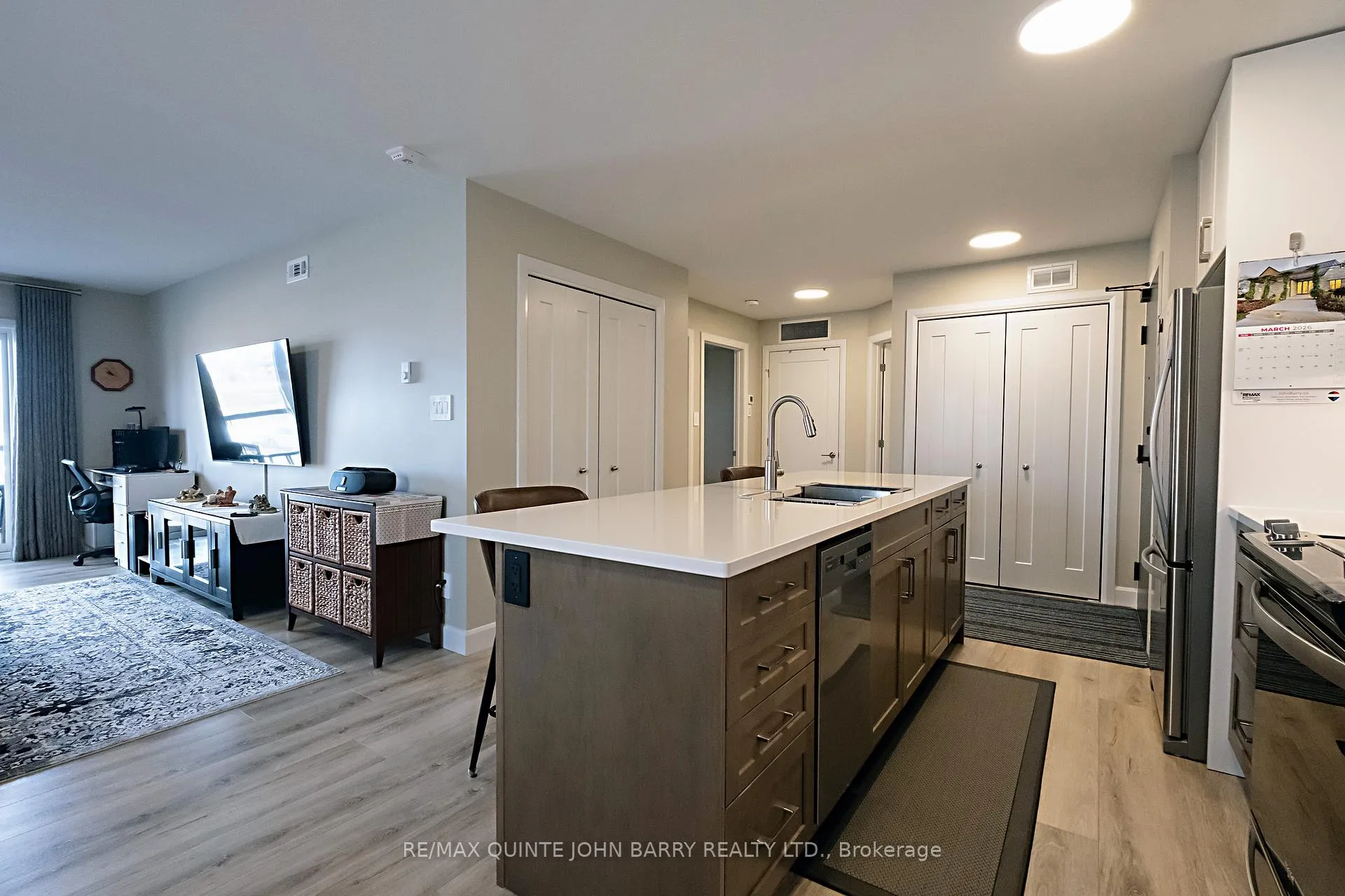 Photo 11 of 211-20 Hillside Meadow Drive, Quinte West, Murray Ward — HOMEH