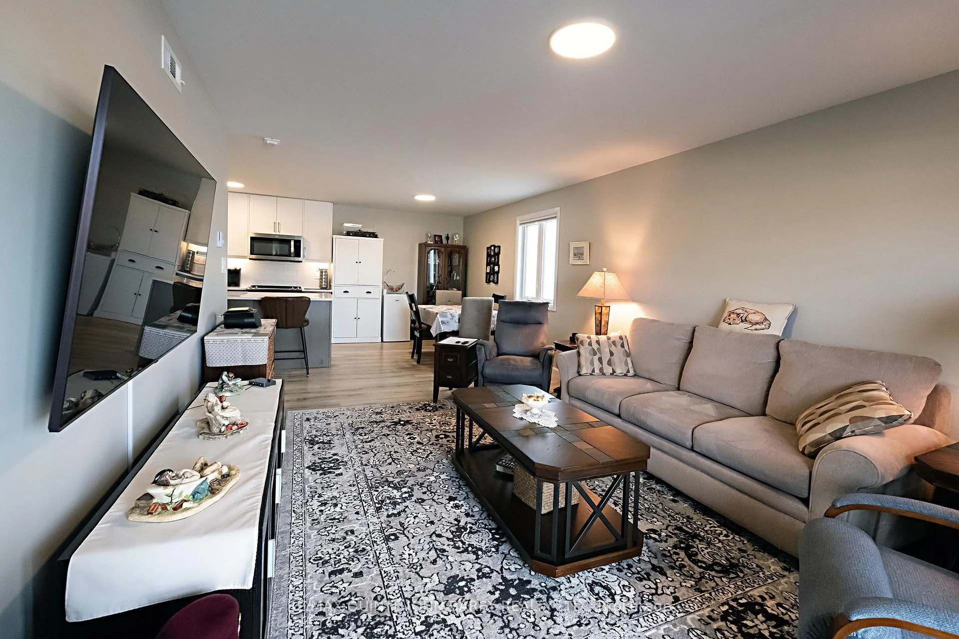 Photo 16 of 211-20 Hillside Meadow Drive, Quinte West, Murray Ward — HOMEH