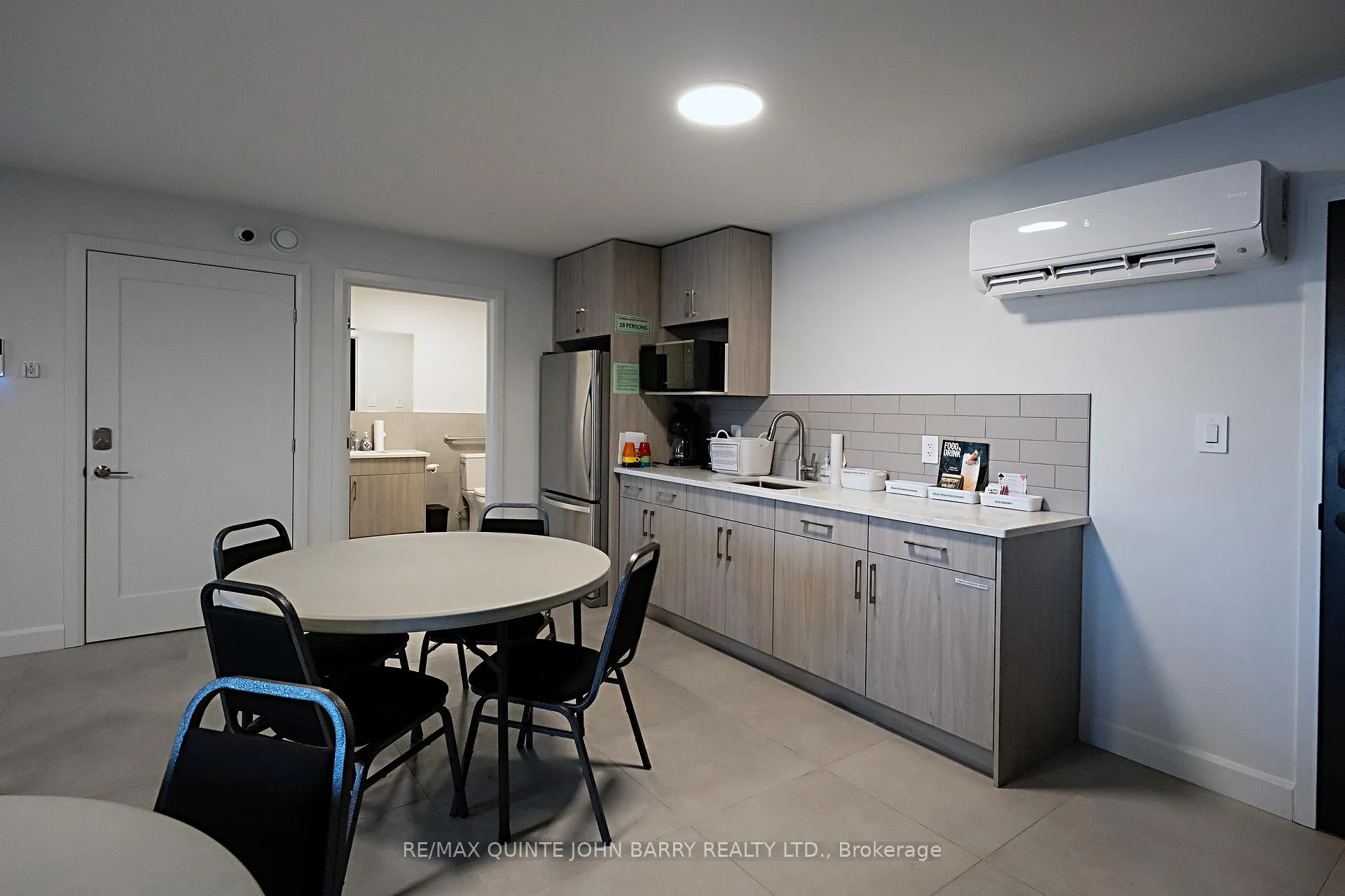 Photo 23 of 211-20 Hillside Meadow Drive, Quinte West, Murray Ward — HOMEH